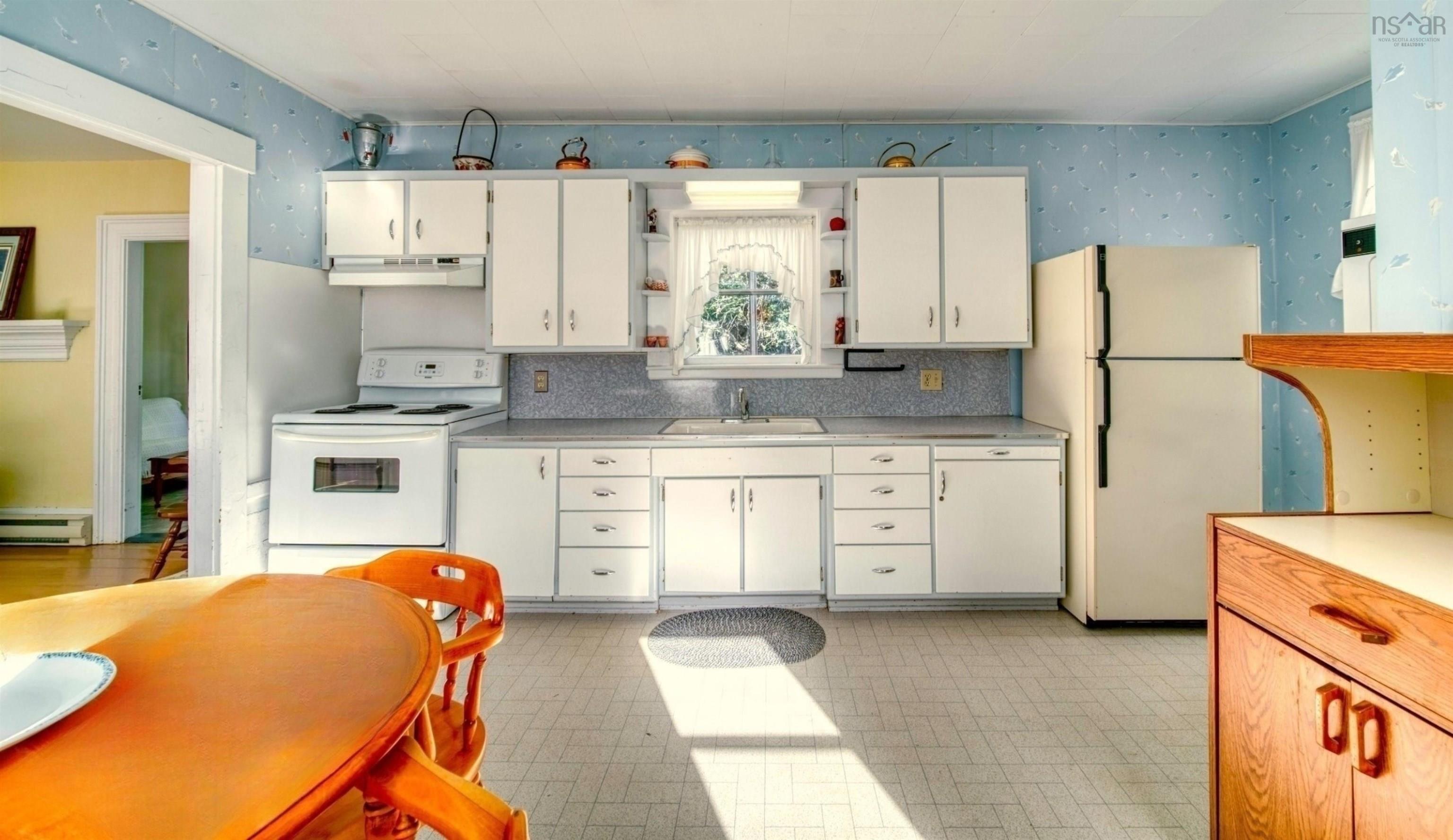 $1,495,000.00: 42 Indian Bay Road, Voglers Cove