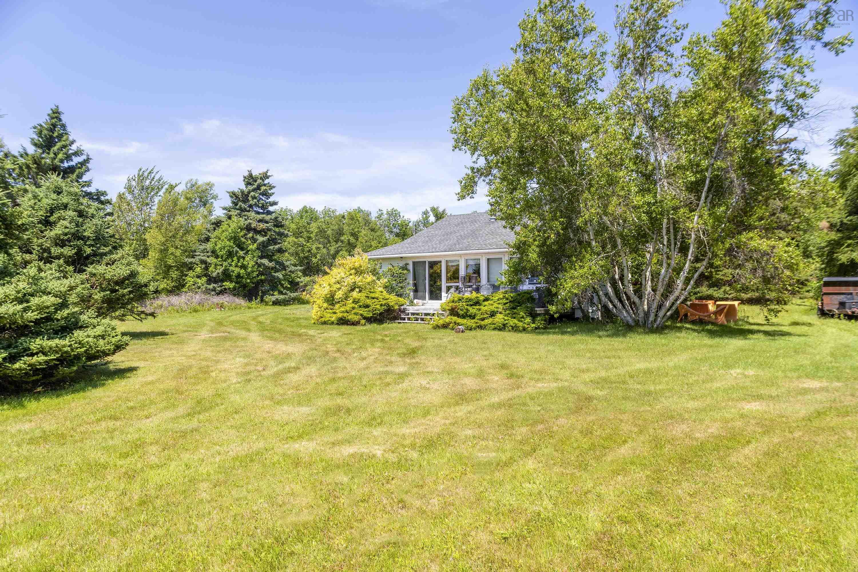 $769,999.00: 1064 Caribou Island Road, Caribou Island