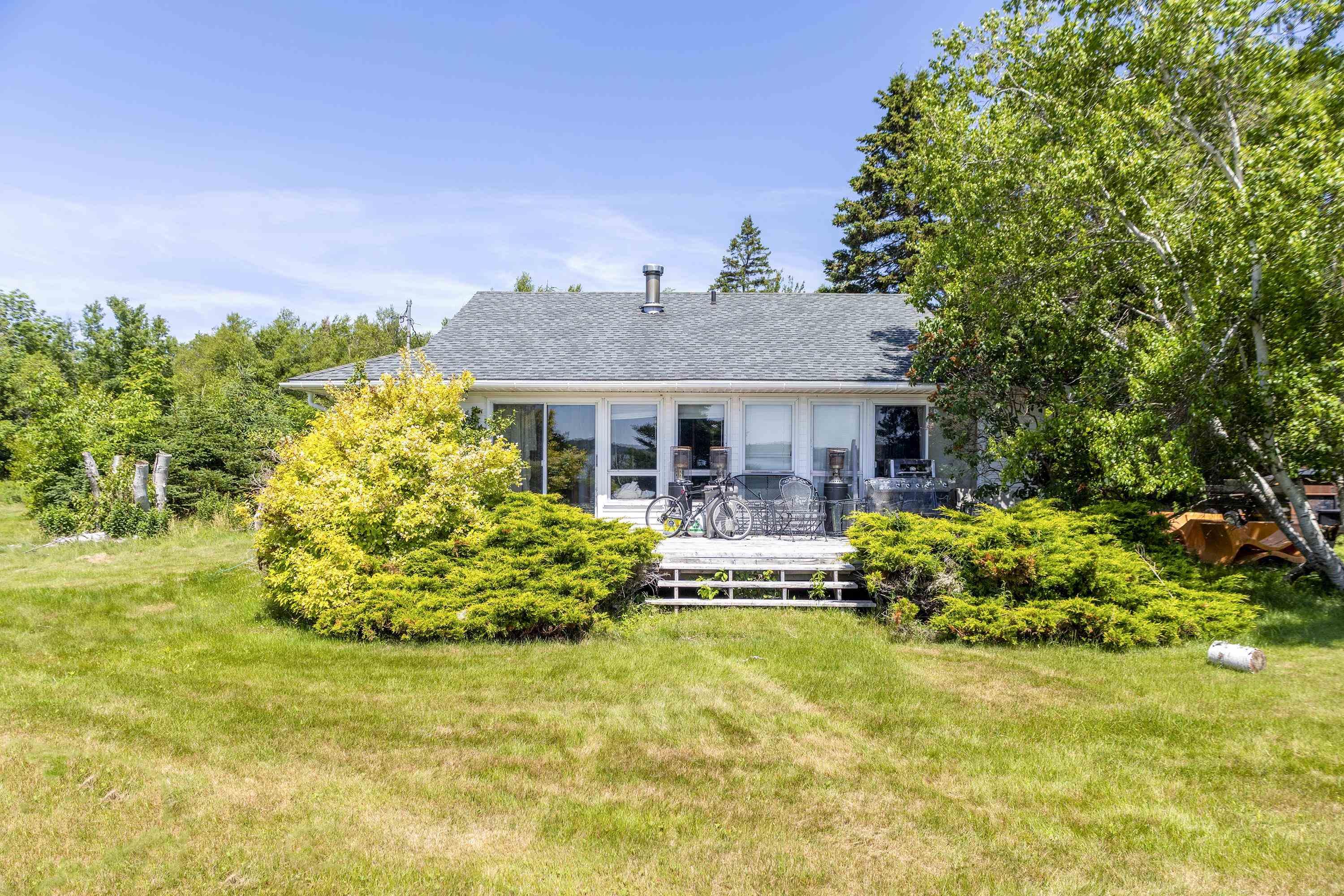 $769,999.00: 1064 Caribou Island Road, Caribou Island
