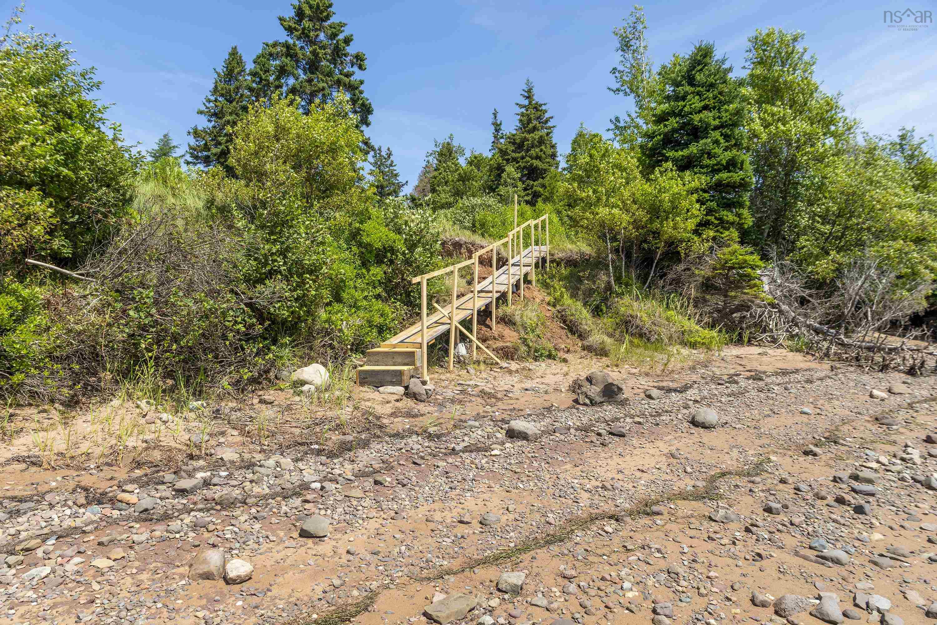 $769,999.00: 1064 Caribou Island Road, Caribou Island