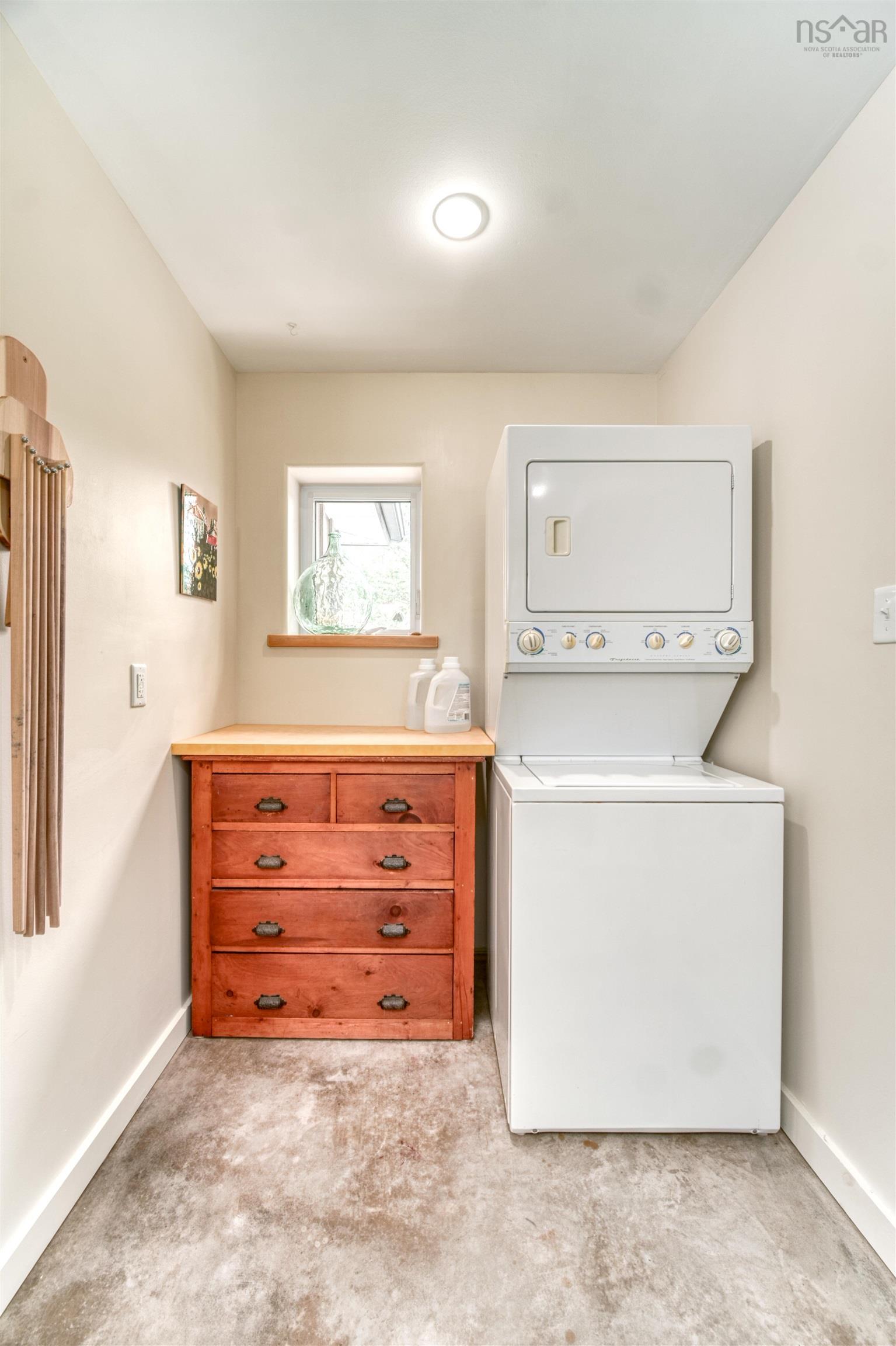 $699,000.00: 525 Kill Dog Cove Road, Parkdale