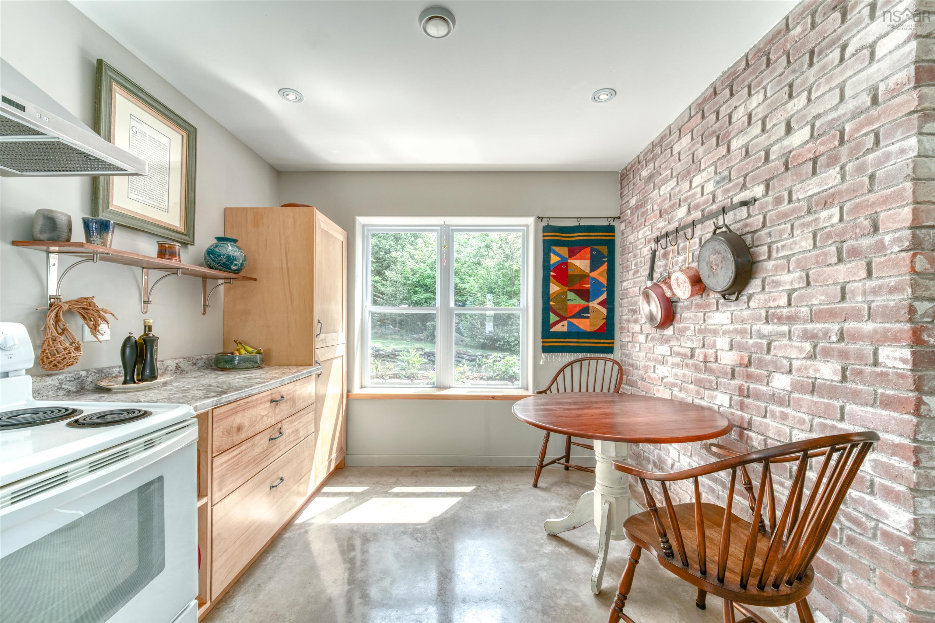 $699,000.00: 525 Kill Dog Cove Road, Parkdale