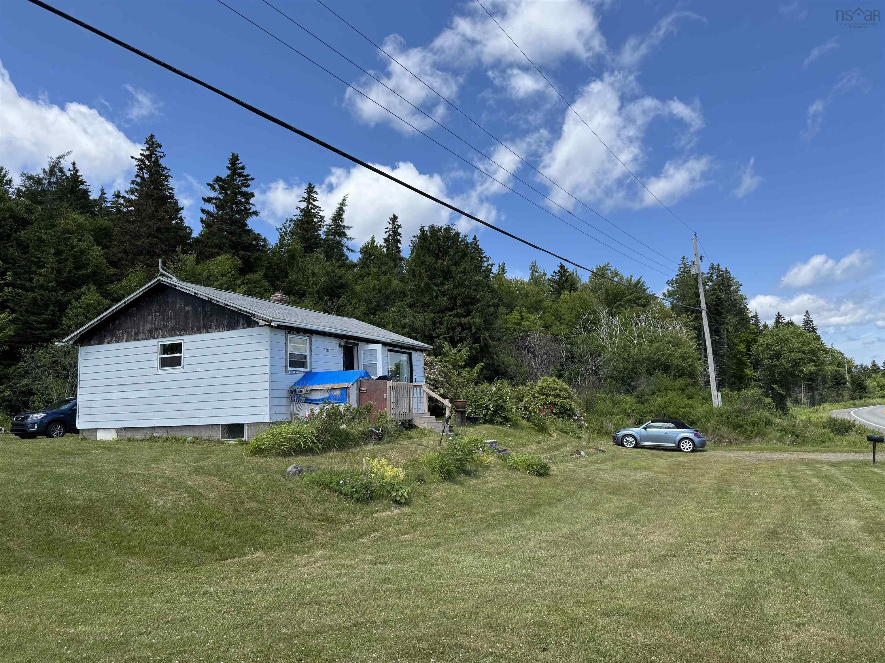 $215,000.00: 16 9273 Highway 16 Highway, Cooks Cove
