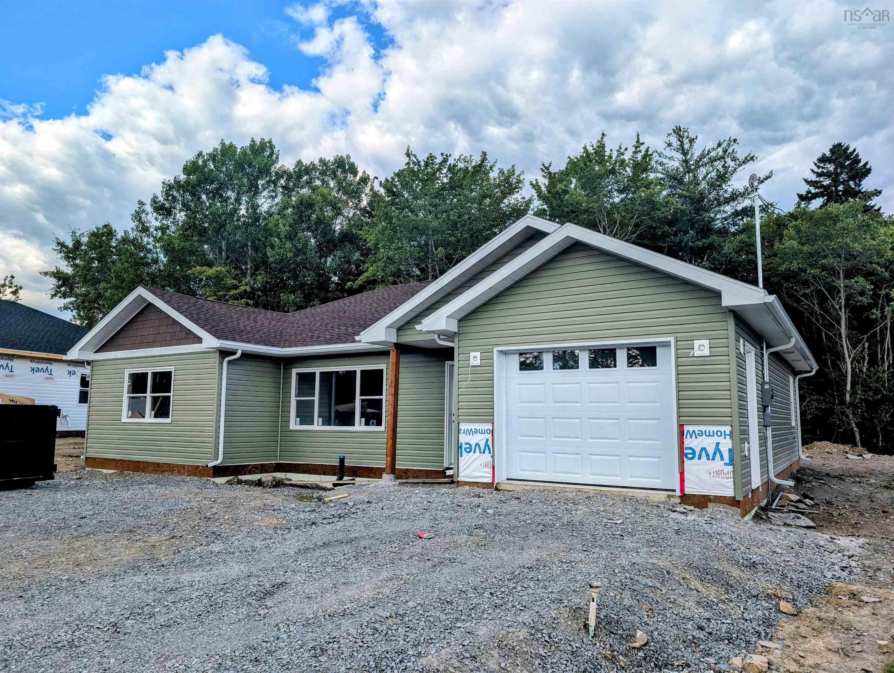 10 Shadebush Walk, Upper Sackville, NS (MLS® 202516932)