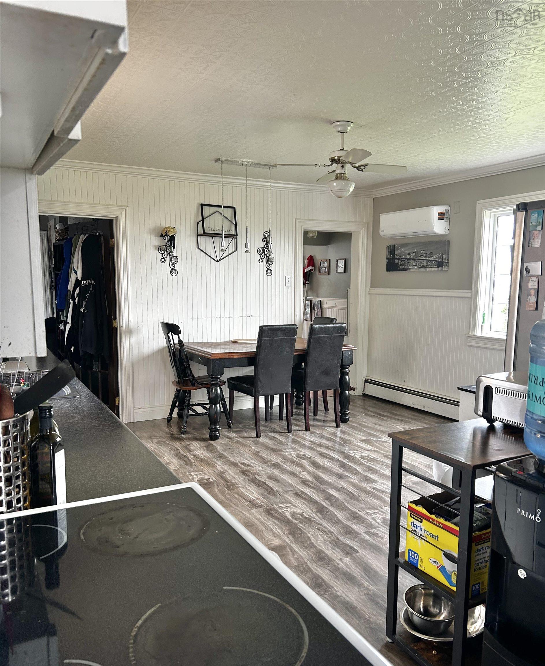 $249,000.00: 1268 Highway 335, Middle West Pubnico