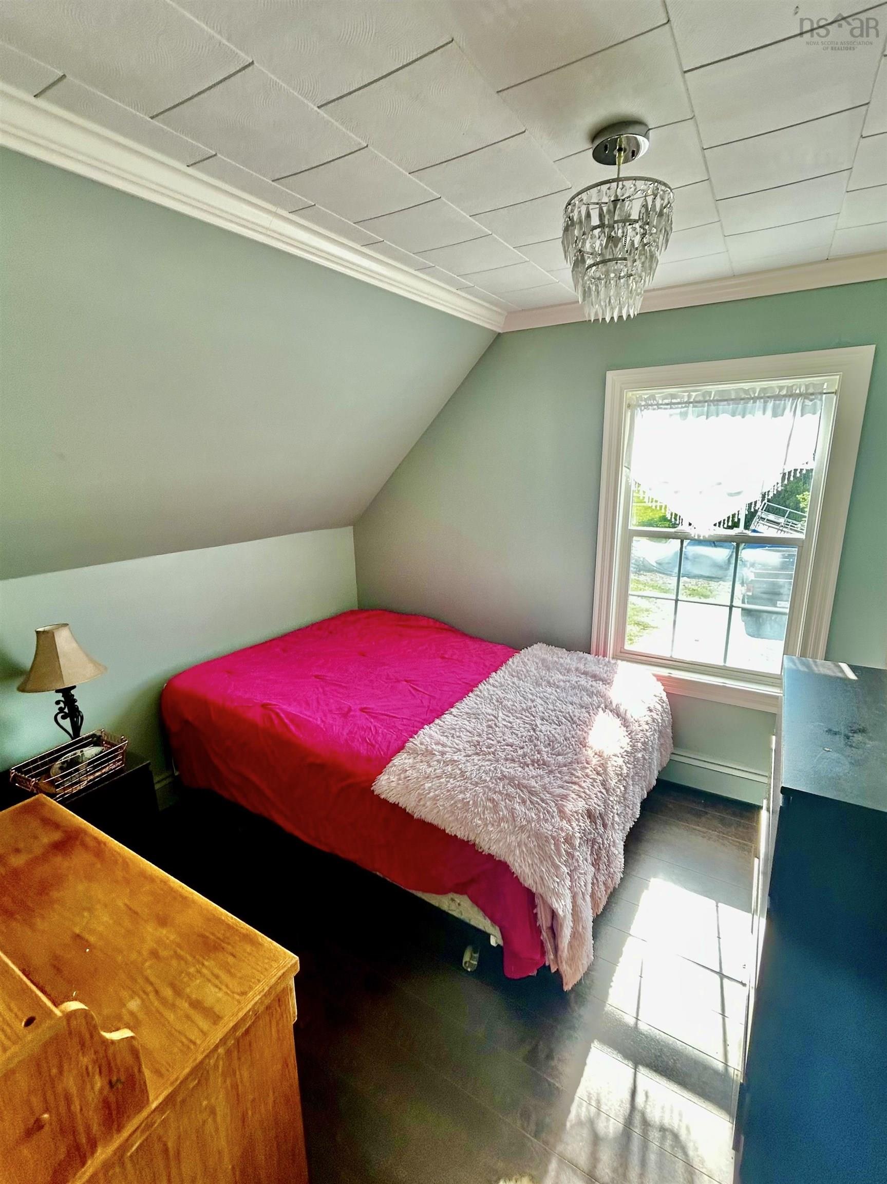 $249,000.00: 1268 Highway 335, Middle West Pubnico