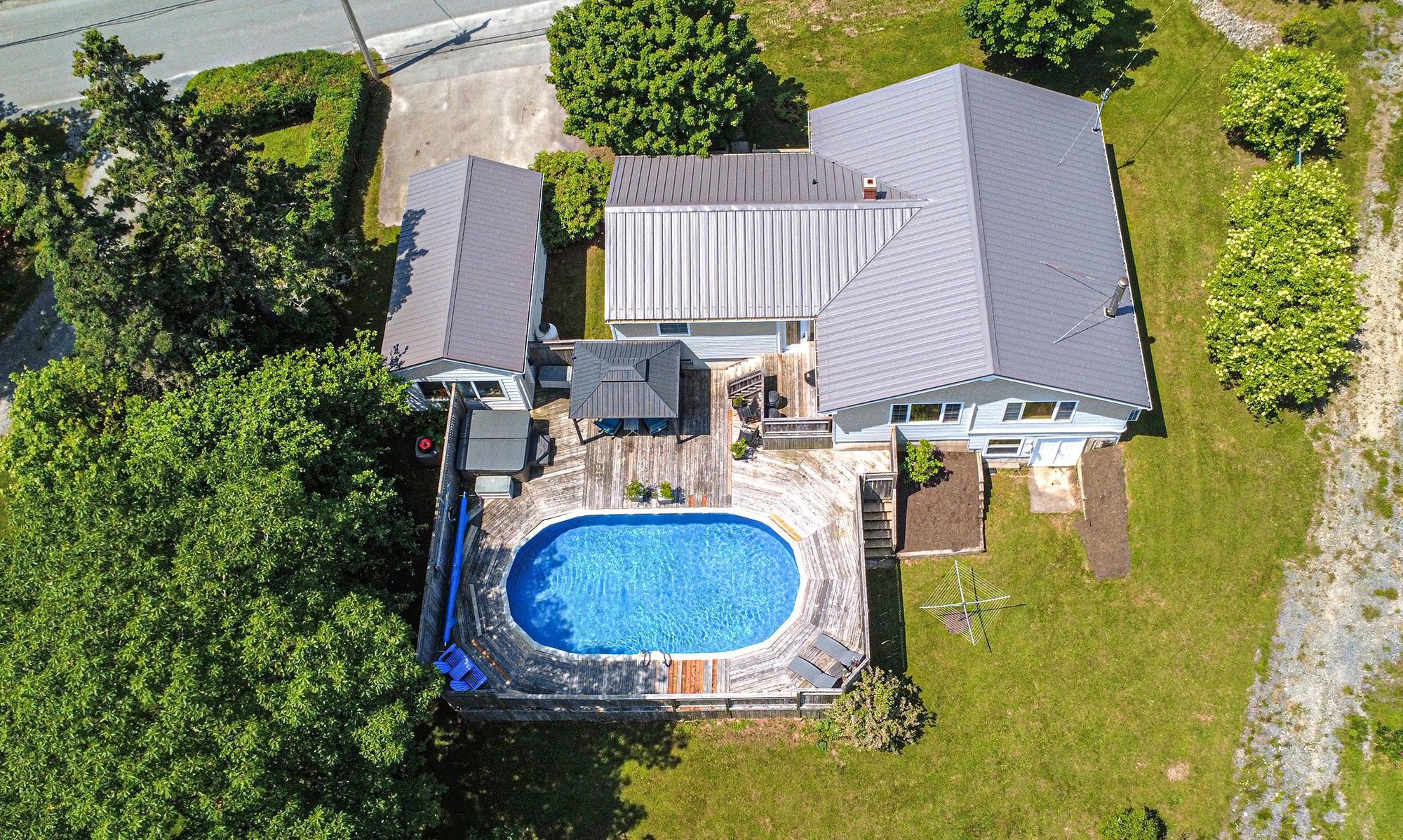 $849,900.00: 82 Masons Point Road, Head Of St. Margarets Bay