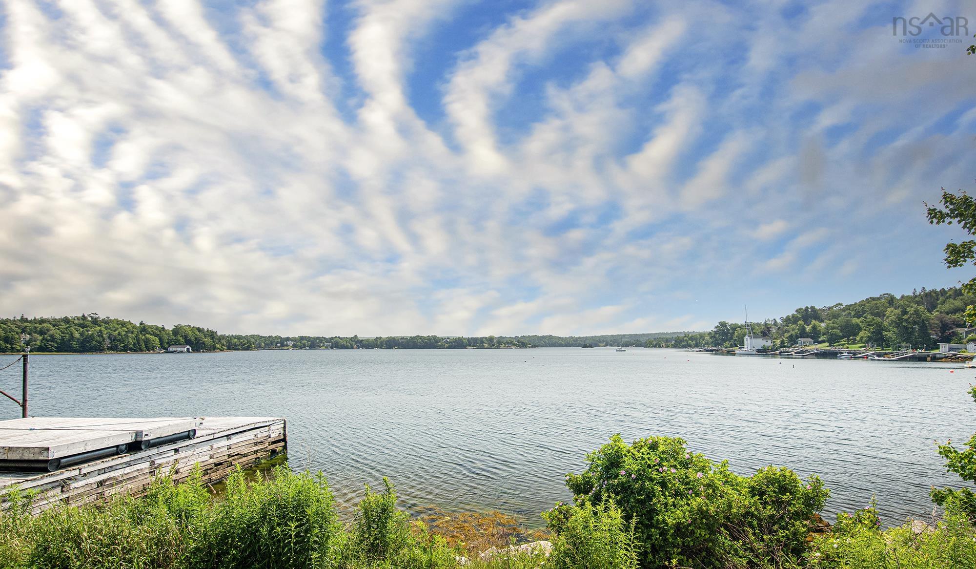 $849,900.00: 82 Masons Point Road, Head Of St. Margarets Bay