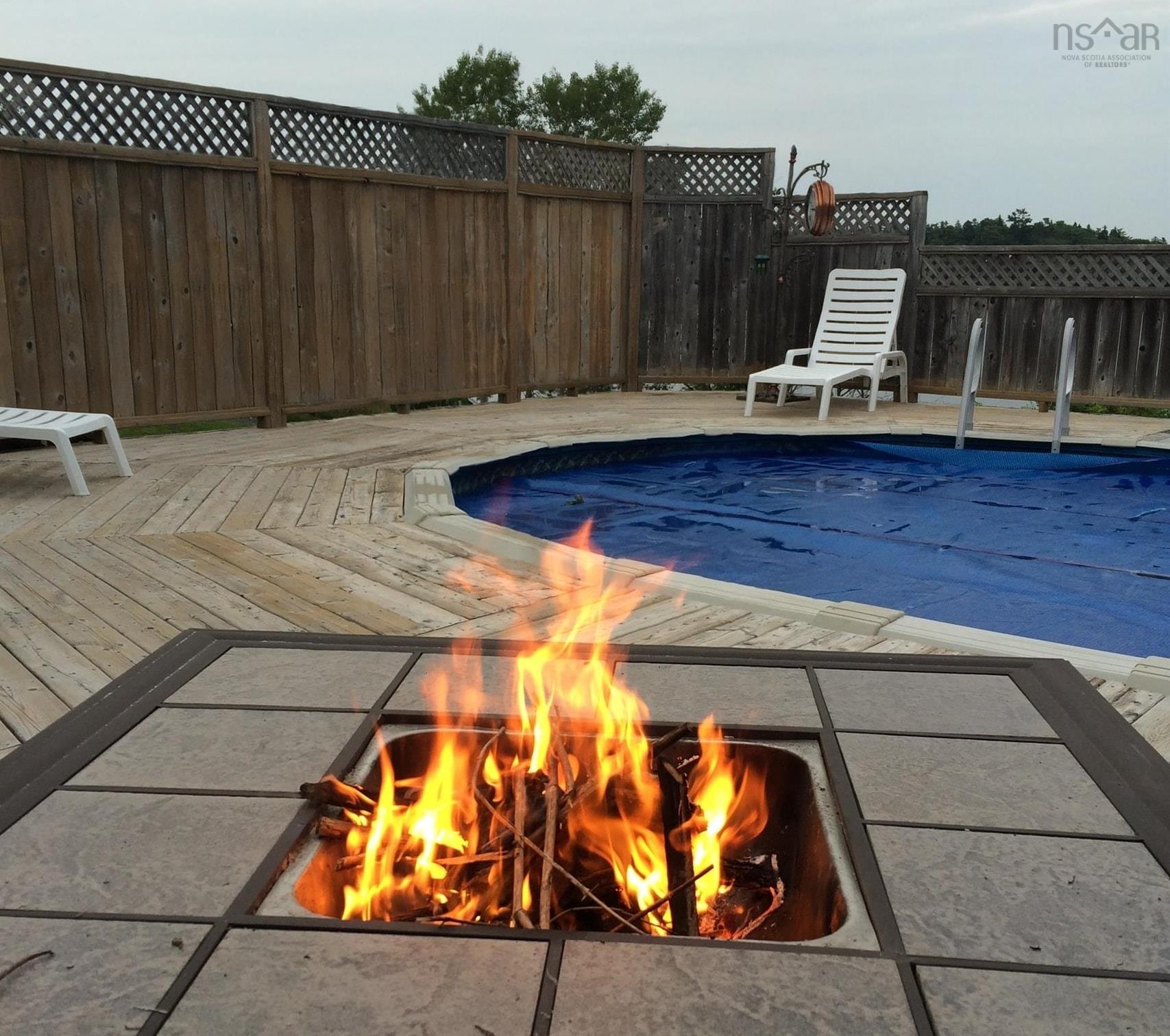 $849,900.00: 82 Masons Point Road, Head Of St. Margarets Bay
