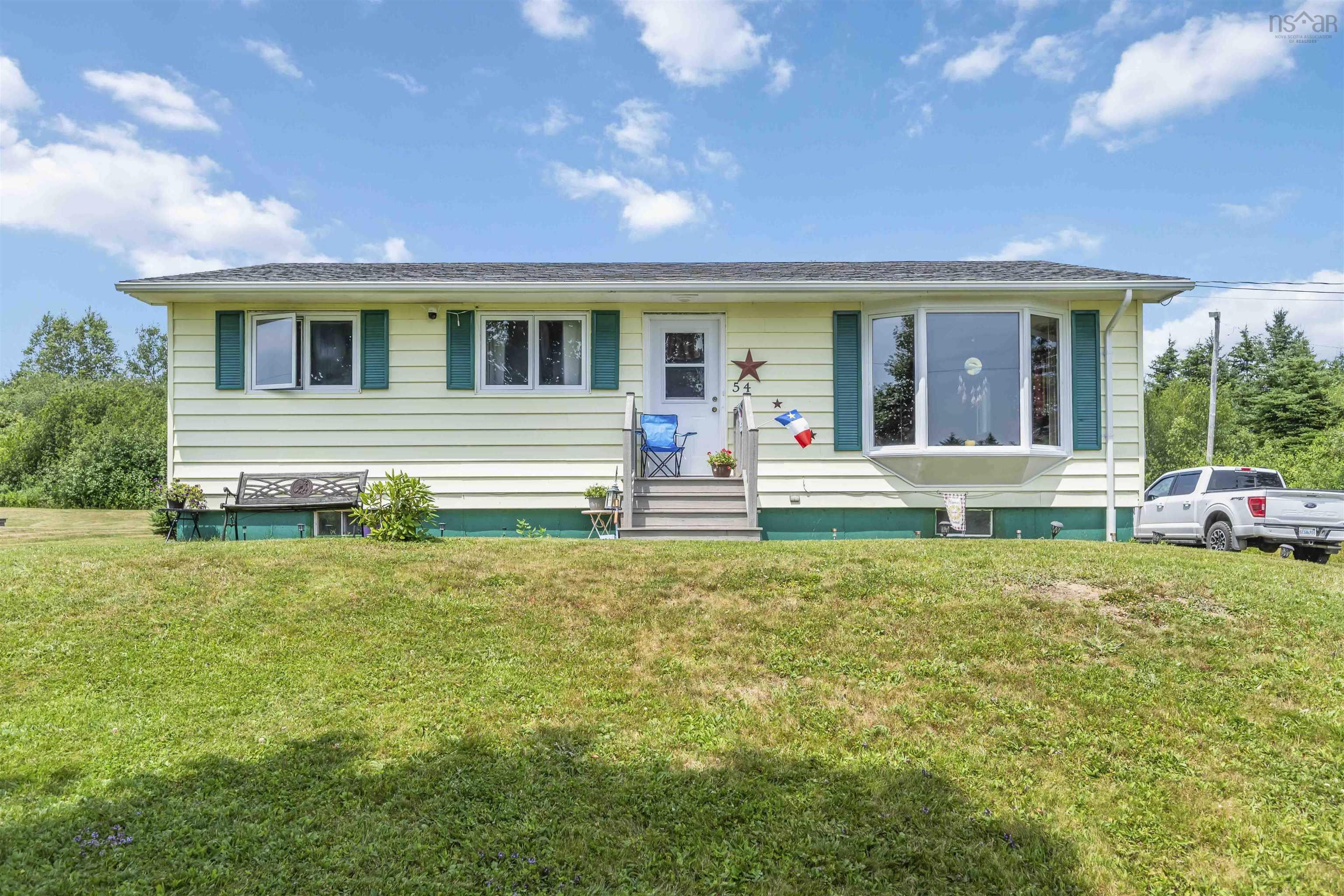 $235,000.00: 54 Garnet Oliver Drive, Mount Pleasant
