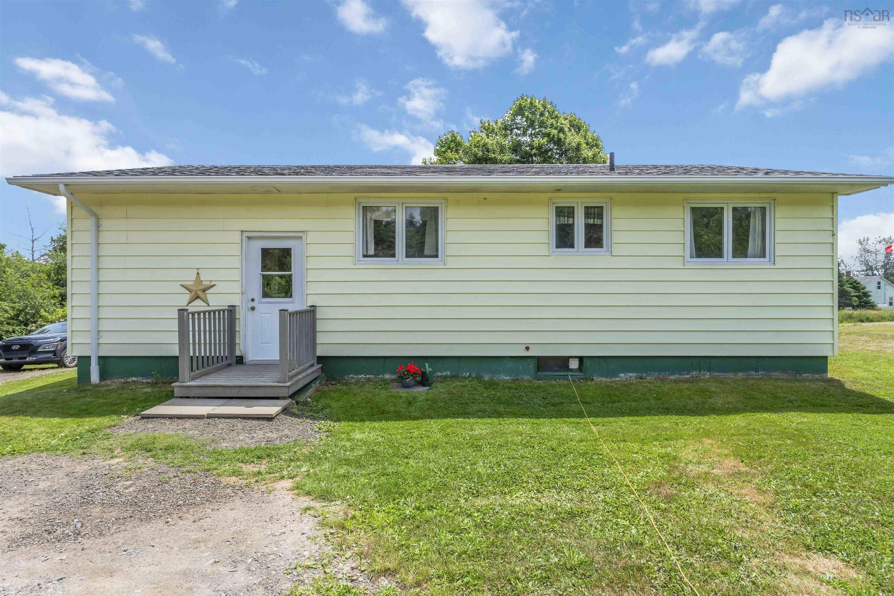 $235,000.00: 54 Garnet Oliver Drive, Mount Pleasant