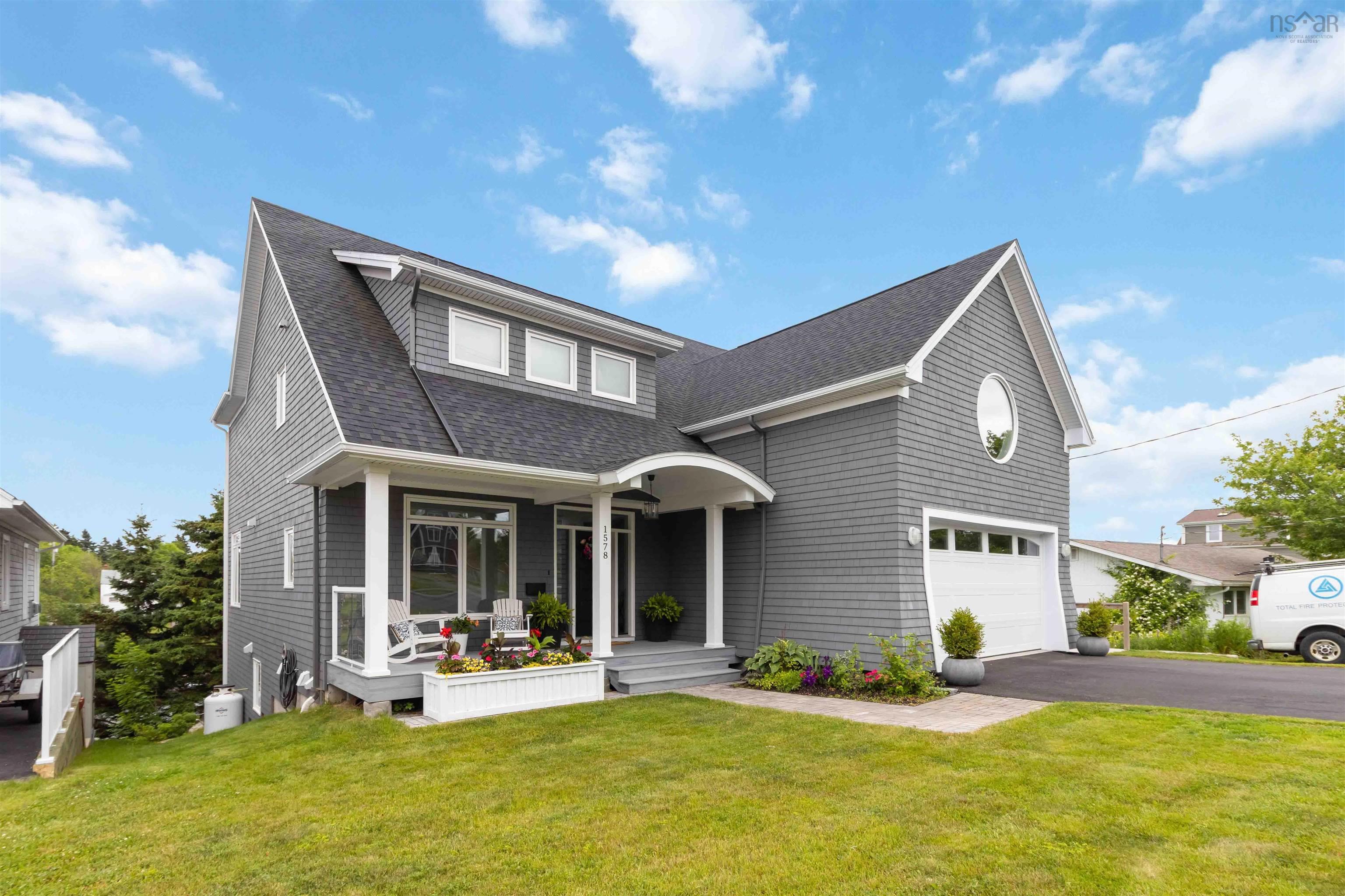 1578 John Brackett Drive, Herring Cove, NS (MLS 202517104)