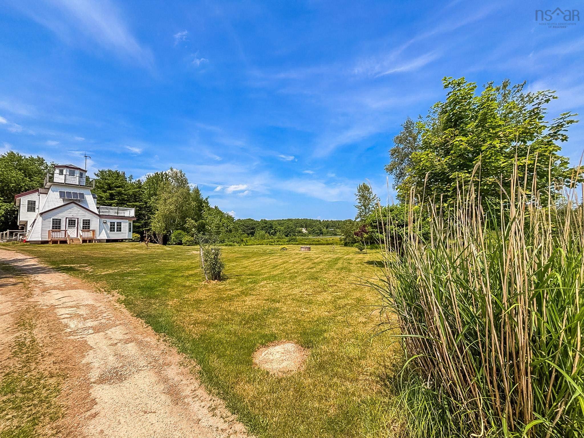 $550,000.00: 226 Long Hill Road, Blockhouse