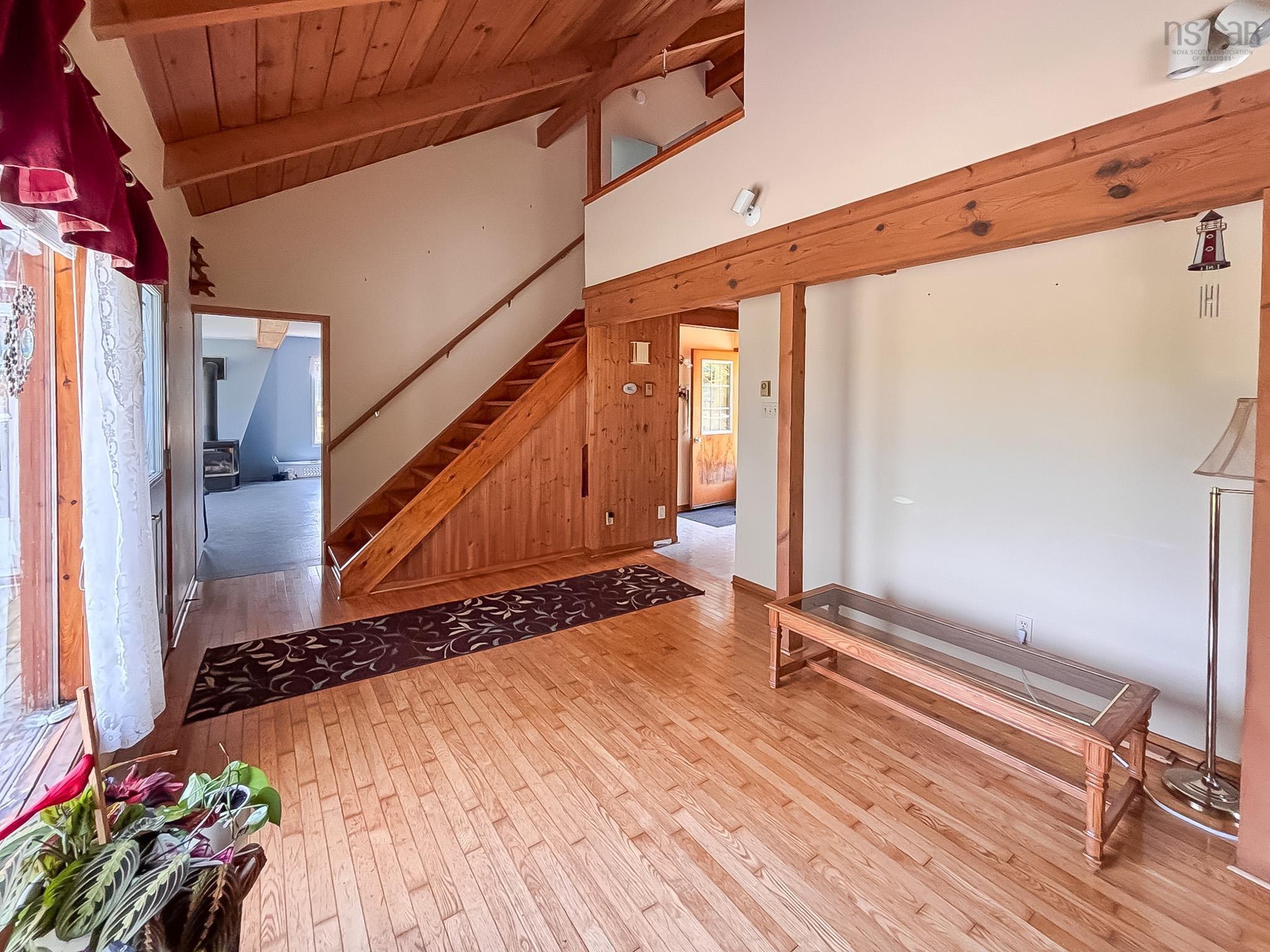 $550,000.00: 226 Long Hill Road, Blockhouse