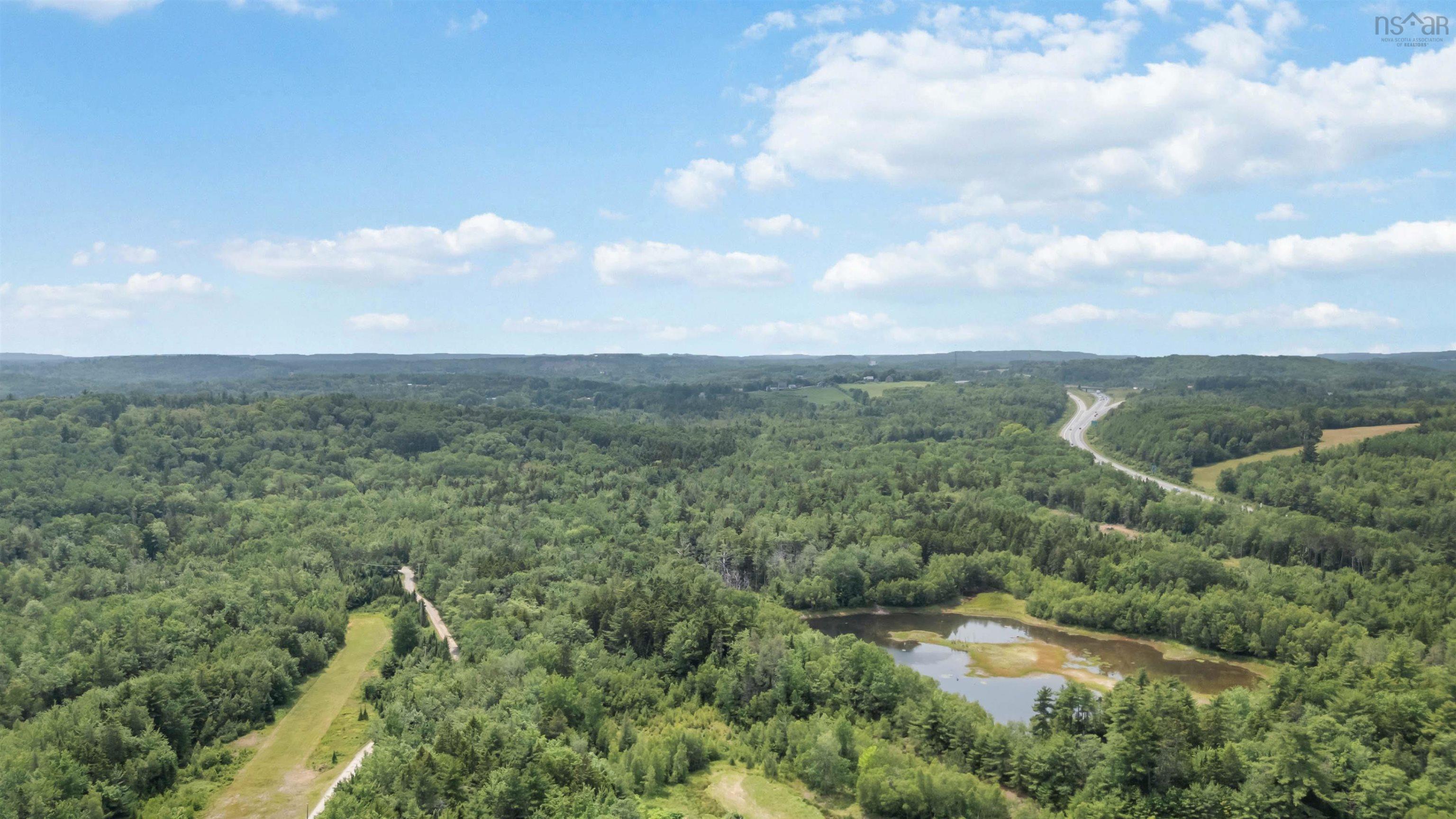 $550,000.00: 226 Long Hill Road, Blockhouse