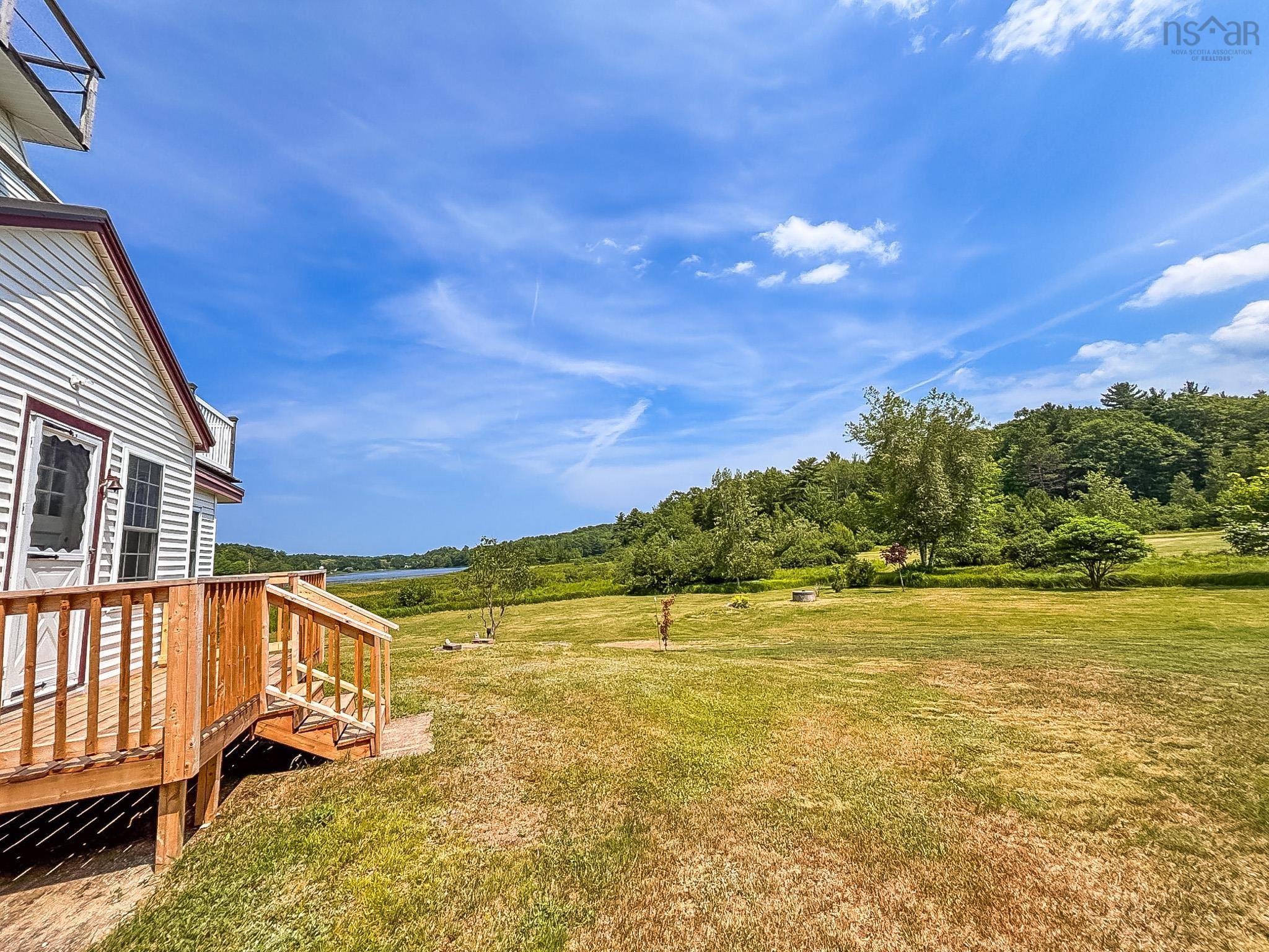 $550,000.00: 226 Long Hill Road, Blockhouse