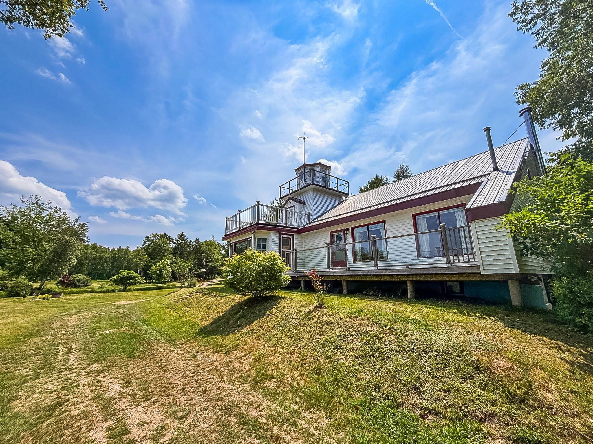 $550,000.00: 226 Long Hill Road, Blockhouse