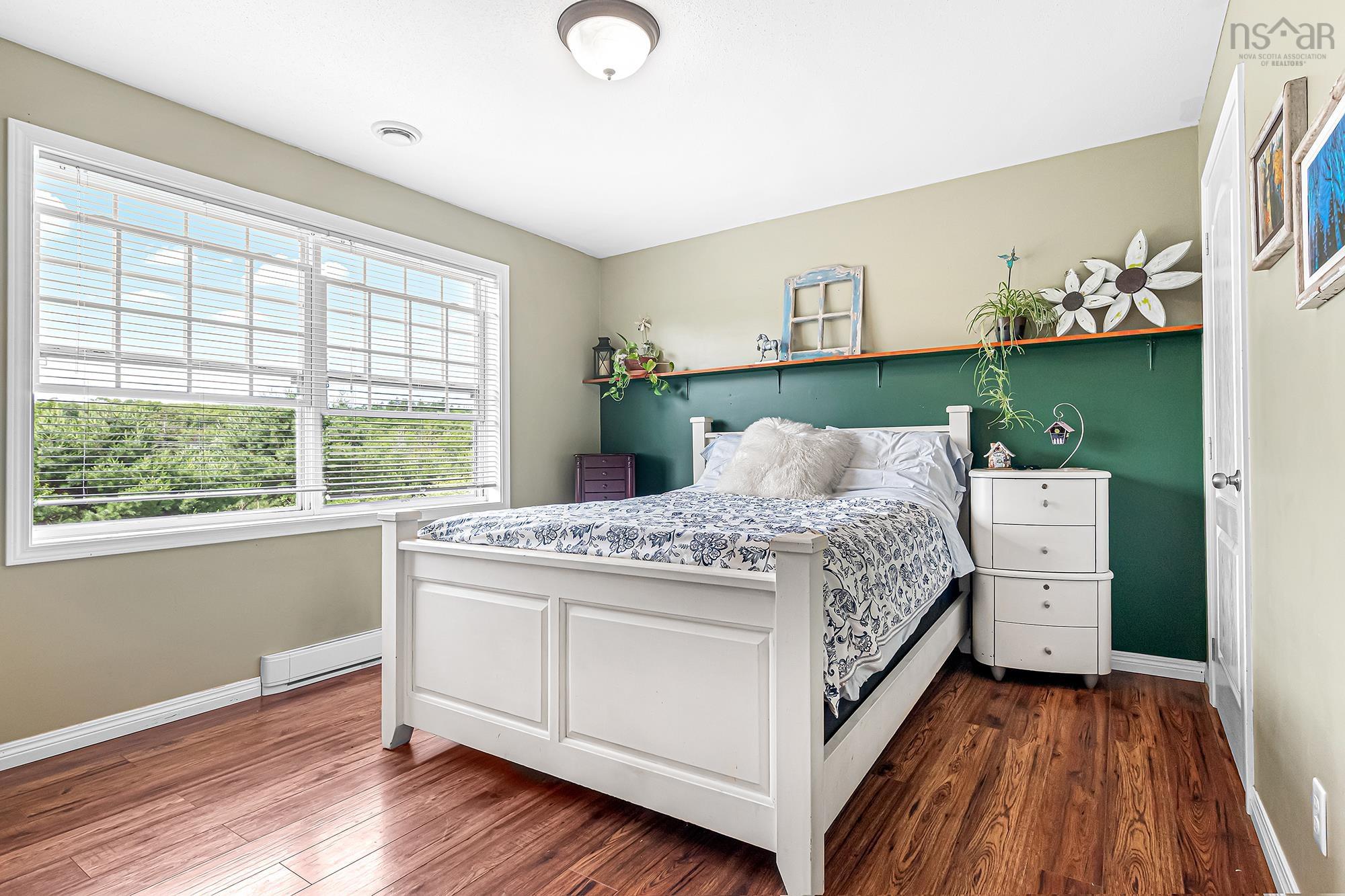 $599,900.00: 579 Highway 1, Mount Uniacke