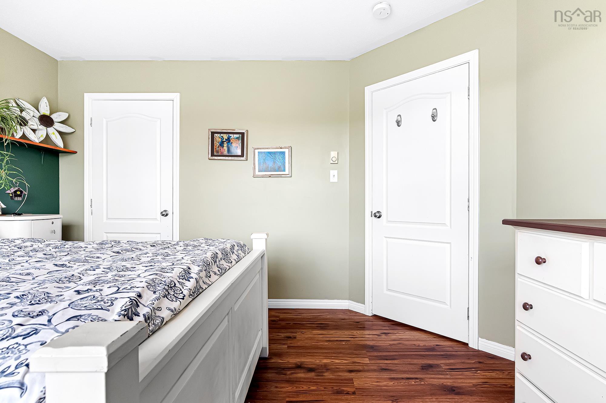 $599,900.00: 579 Highway 1, Mount Uniacke