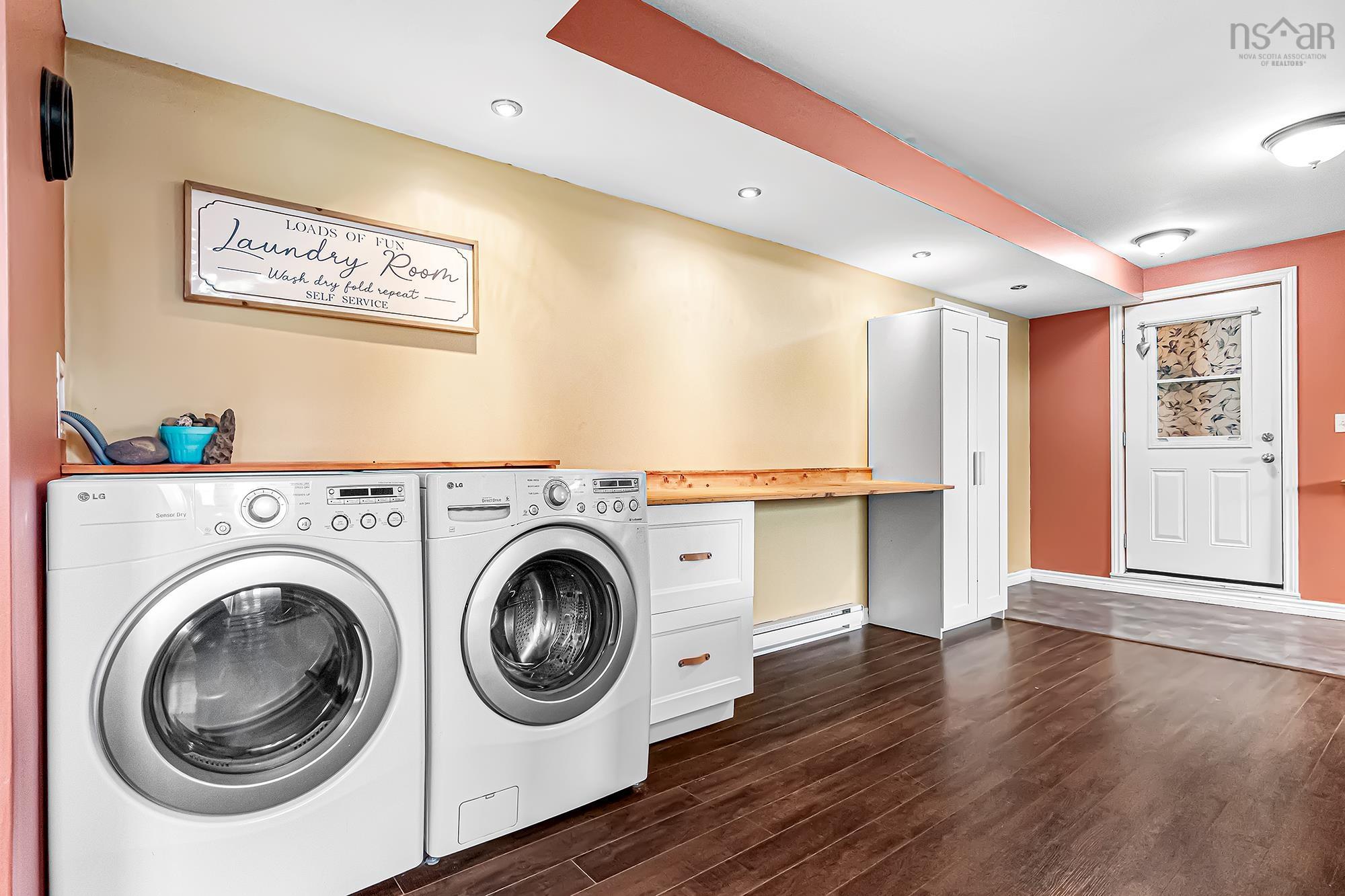 $599,900.00: 579 Highway 1, Mount Uniacke