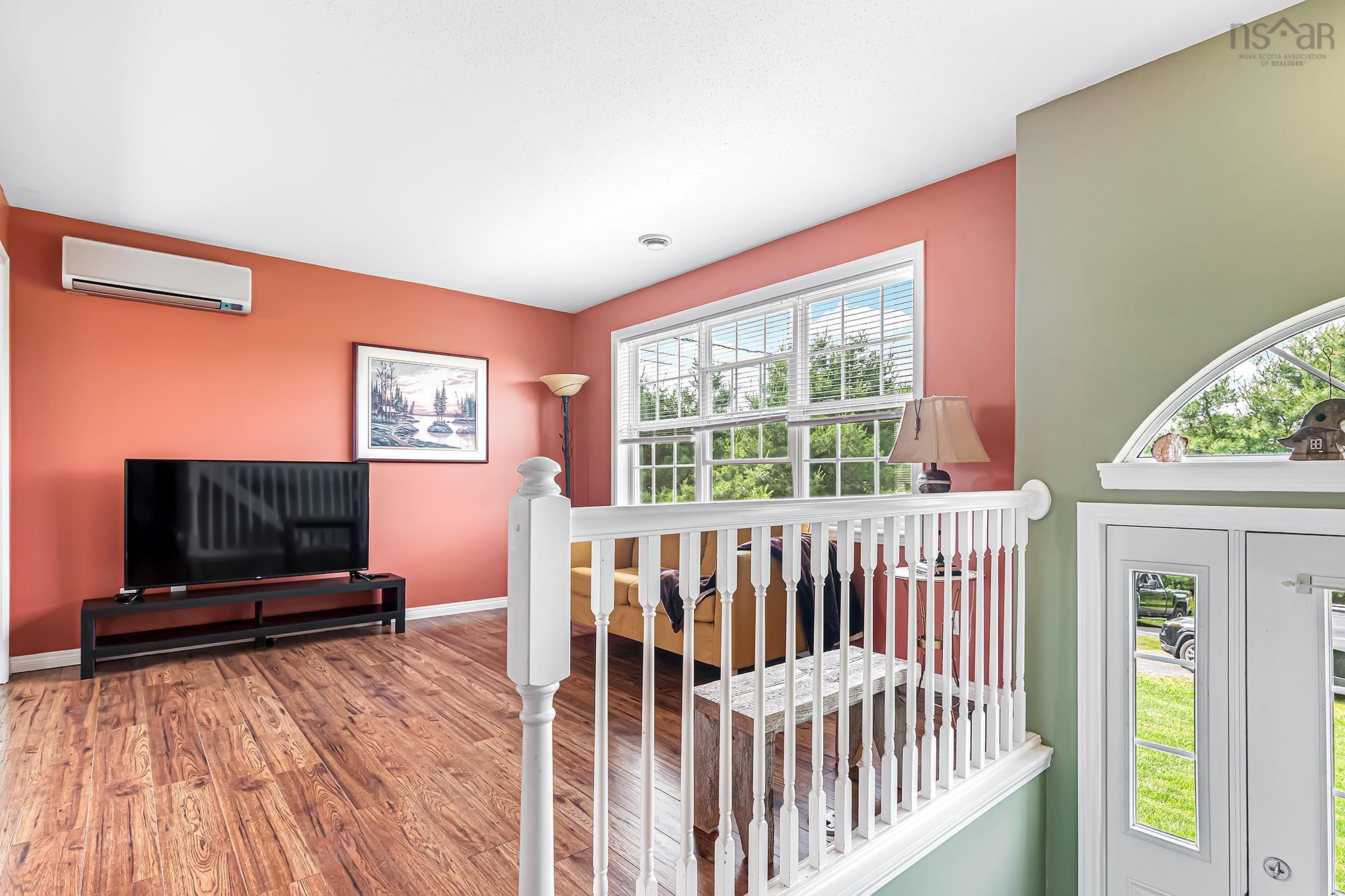 $599,900.00: 579 Highway 1, Mount Uniacke