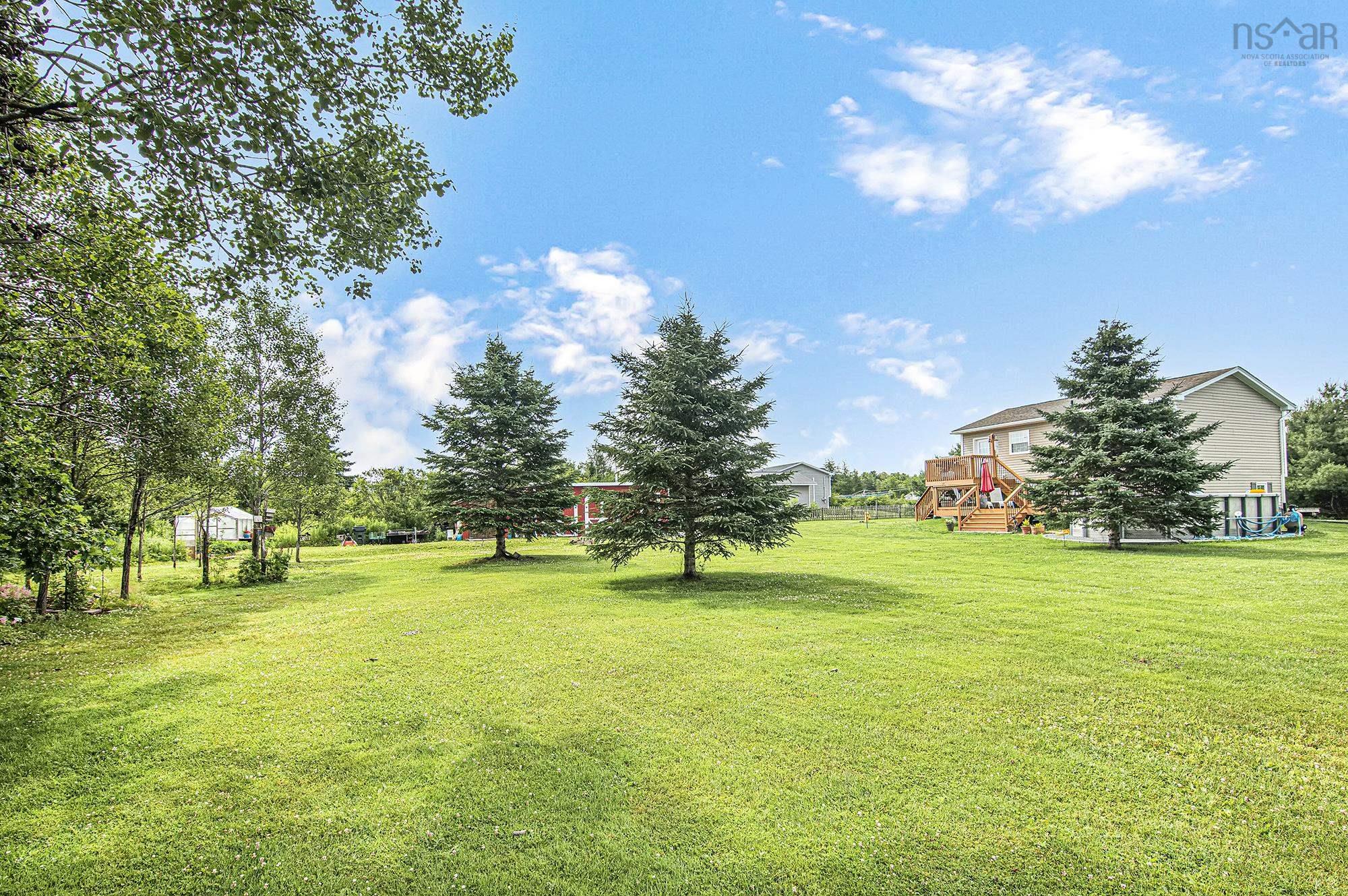 $599,900.00: 579 Highway 1, Mount Uniacke