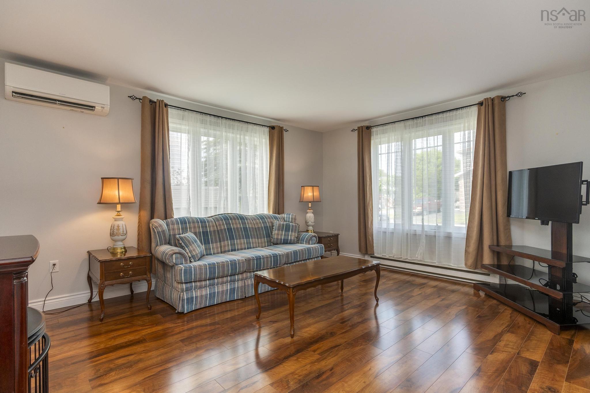 $499,900.00: 28 Red Maple Drive, Timberlea