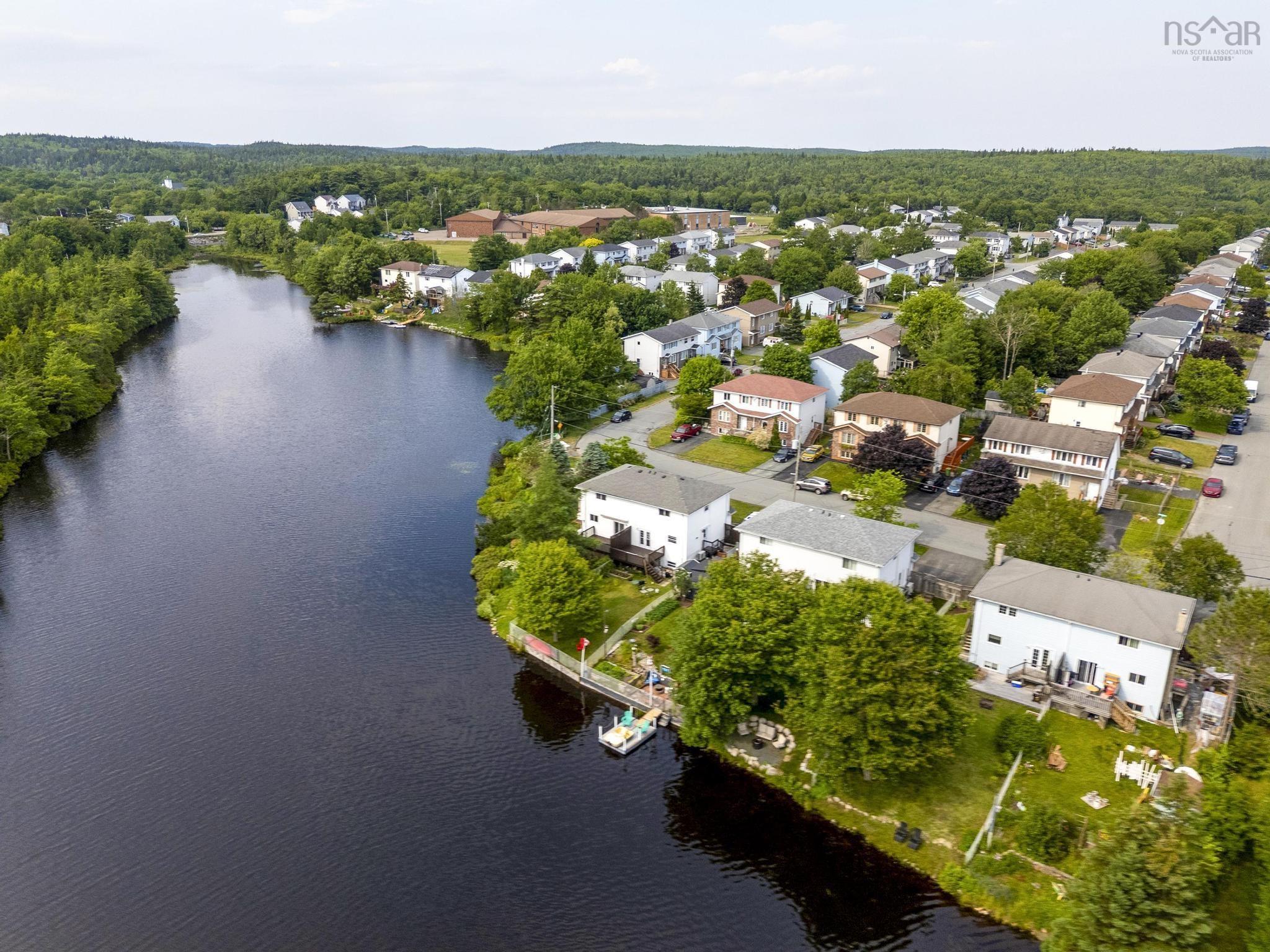 $499,900.00: 28 Red Maple Drive, Timberlea