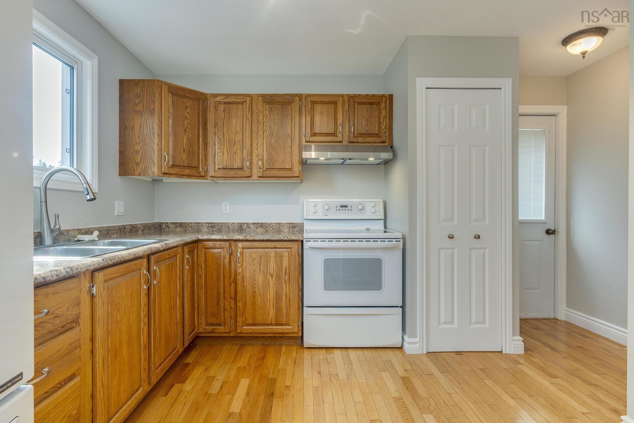 $499,900.00: 28 Red Maple Drive, Timberlea