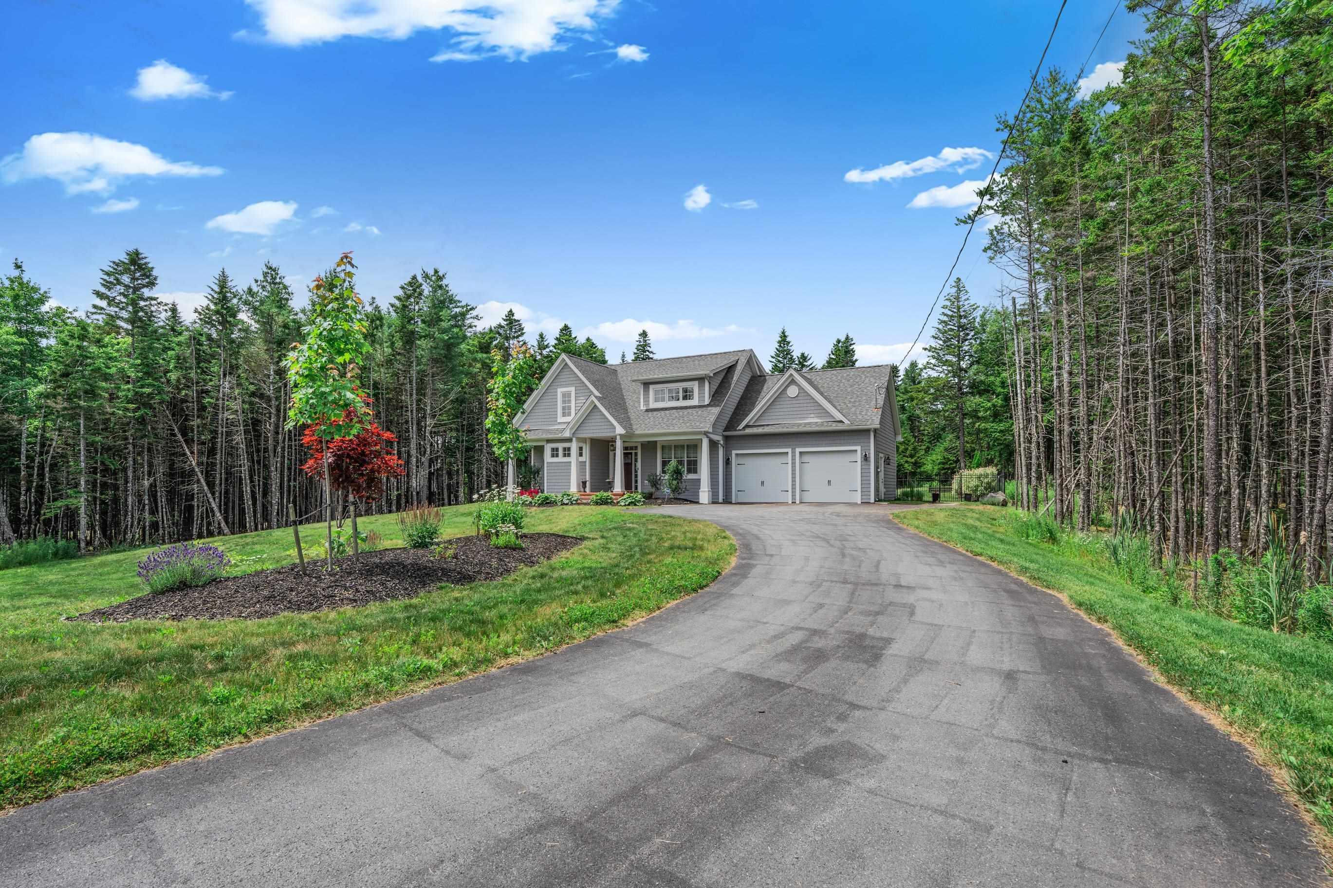 $1,200,000.00: 130 Gaspereau Run, Middle Sackville