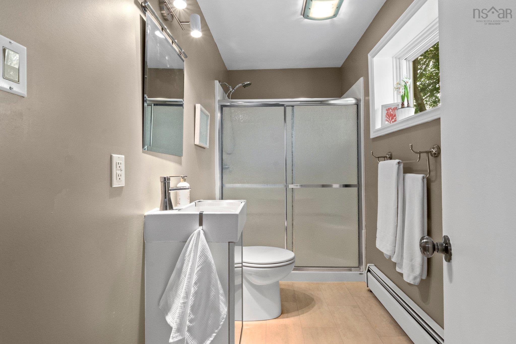 $669,000.00: 21 Ernest Avenue, Dartmouth