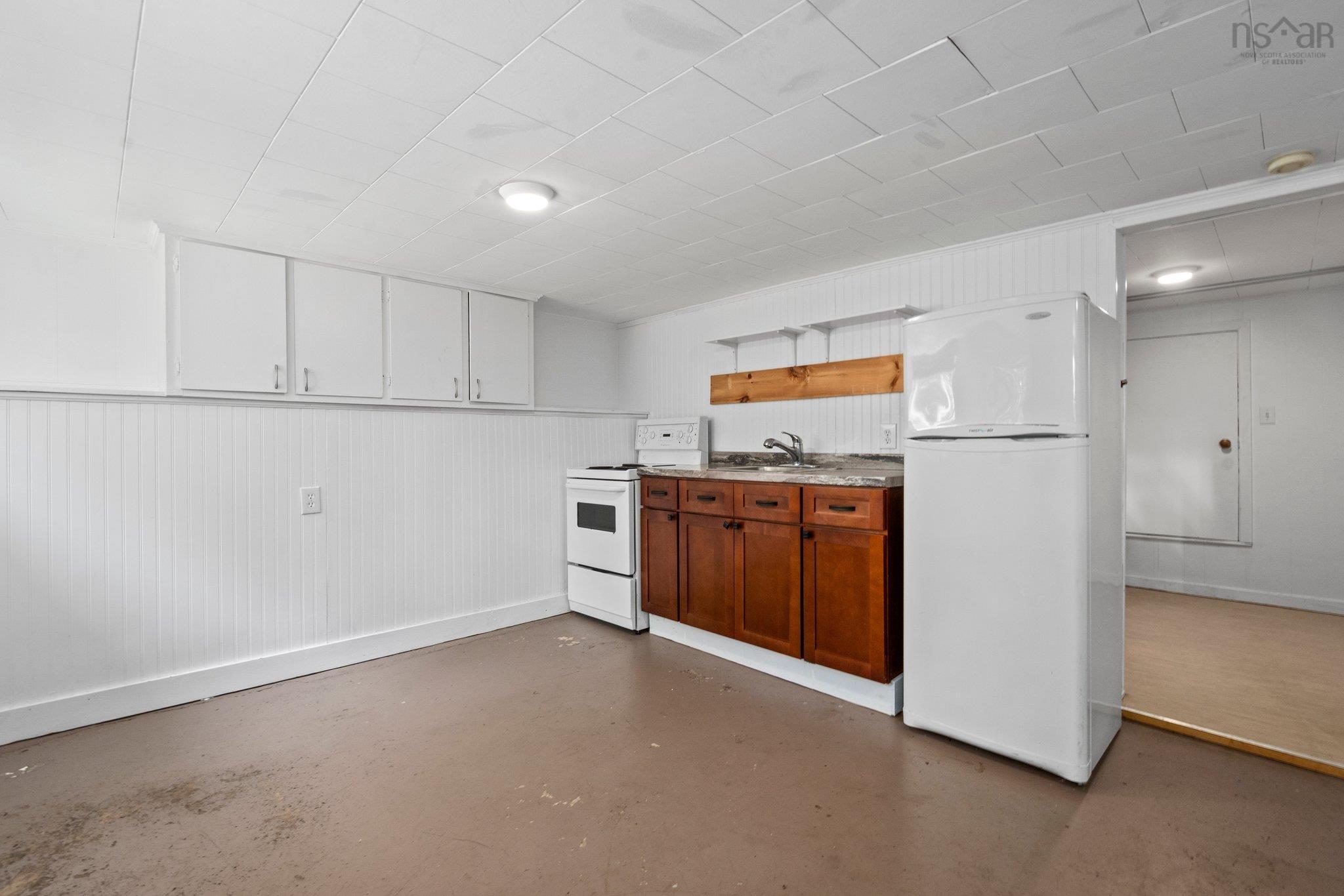 $669,000.00: 21 Ernest Avenue, Dartmouth