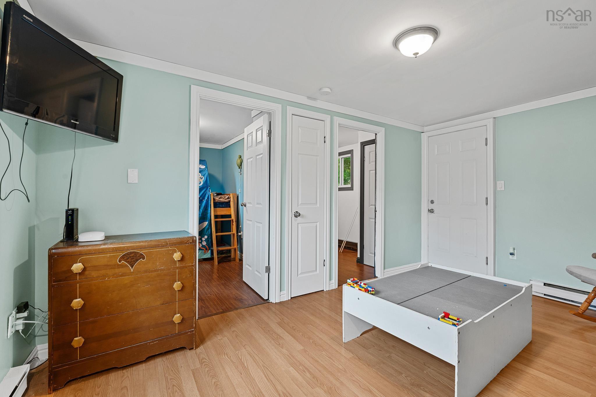 $329,900.00: 17 Norman Lake Road, Mount Uniacke