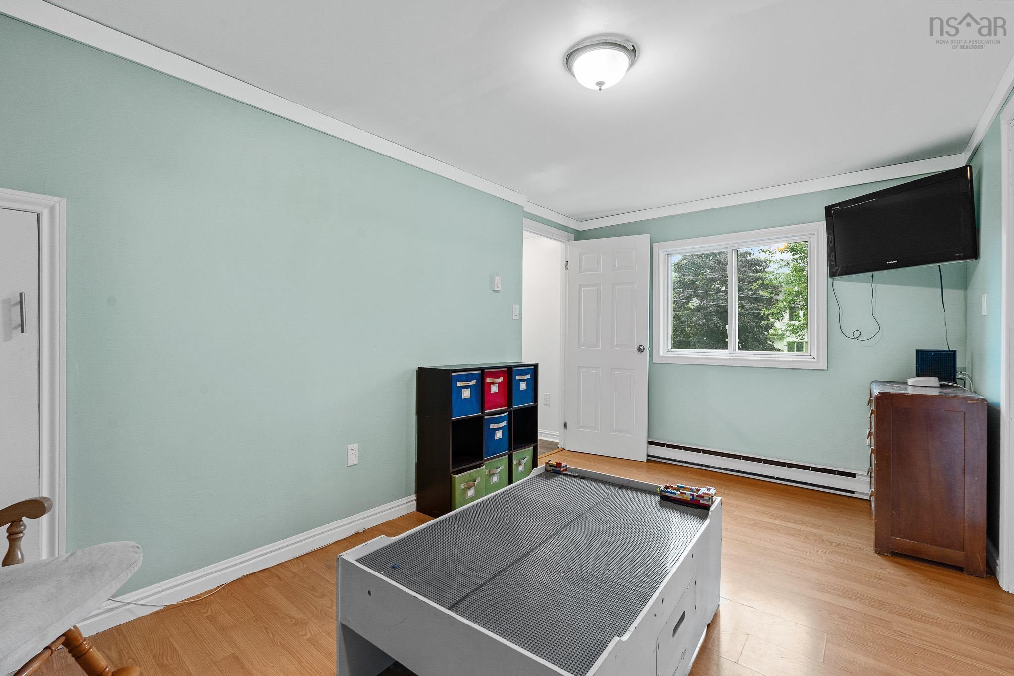 $329,900.00: 17 Norman Lake Road, Mount Uniacke