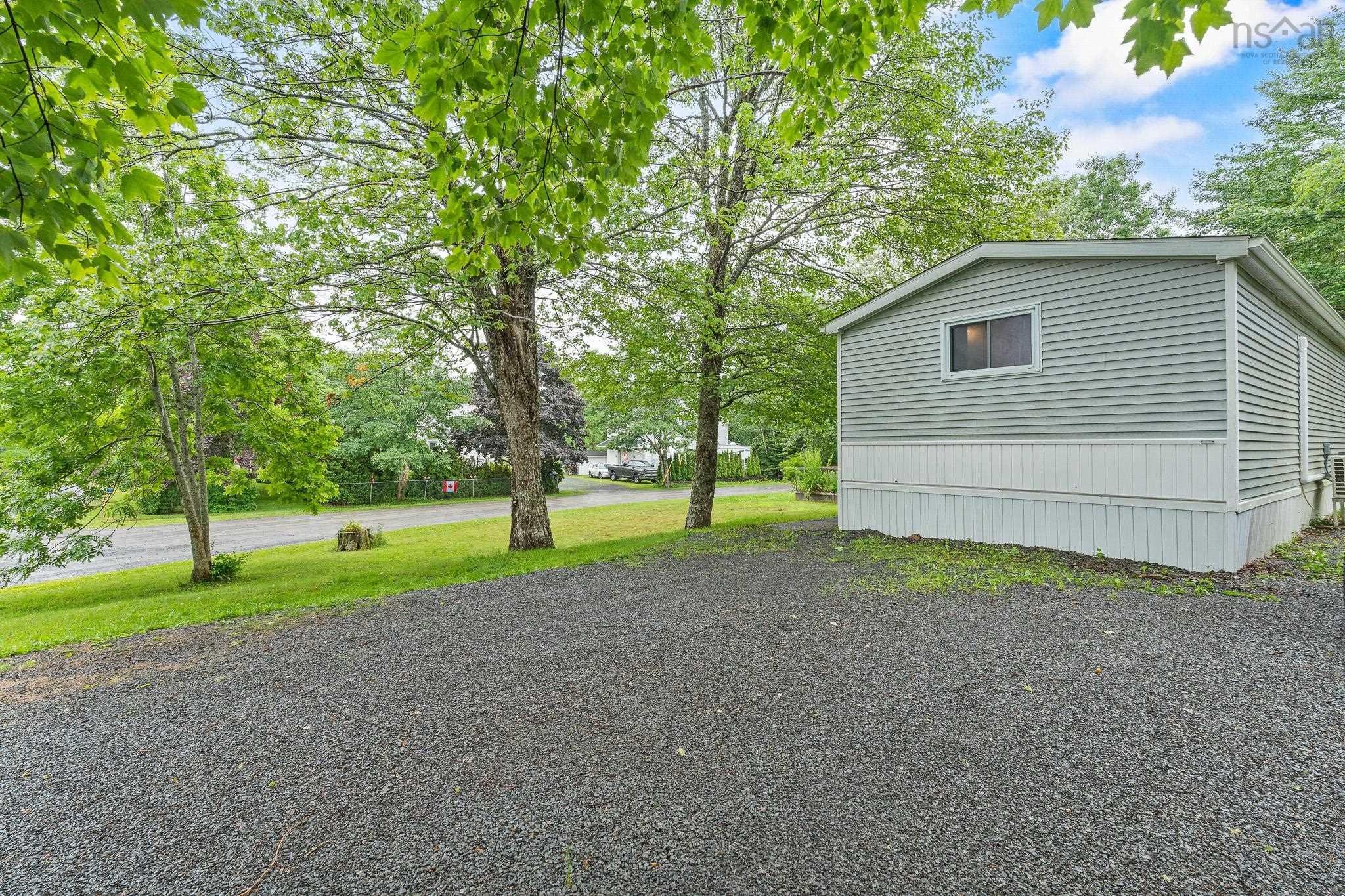 $329,900.00: 17 Norman Lake Road, Mount Uniacke