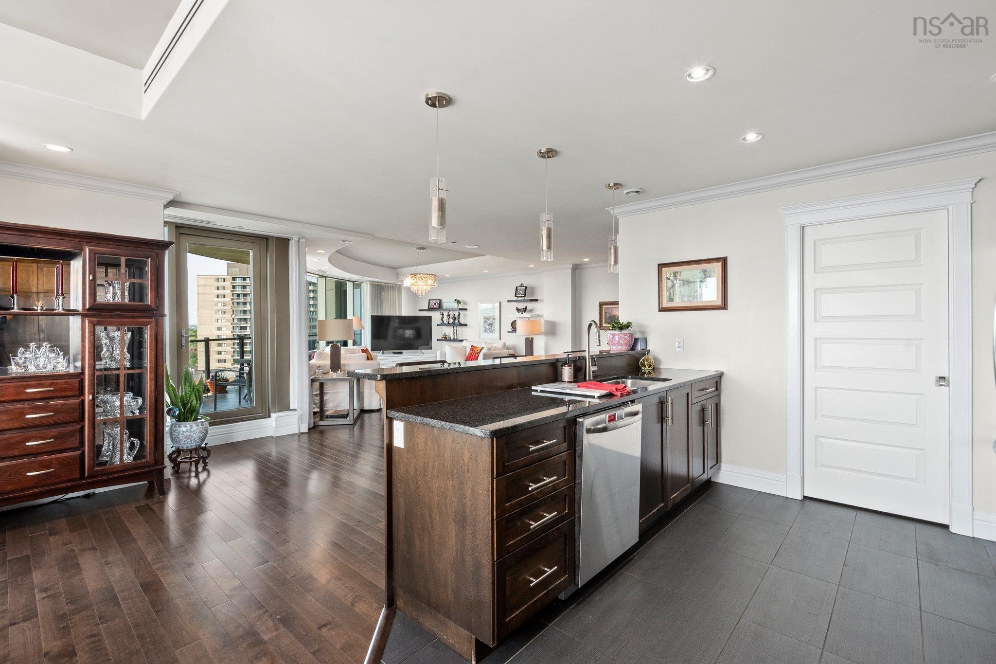 $1,275,000.00: 1301 1445 South Park St, Halifax