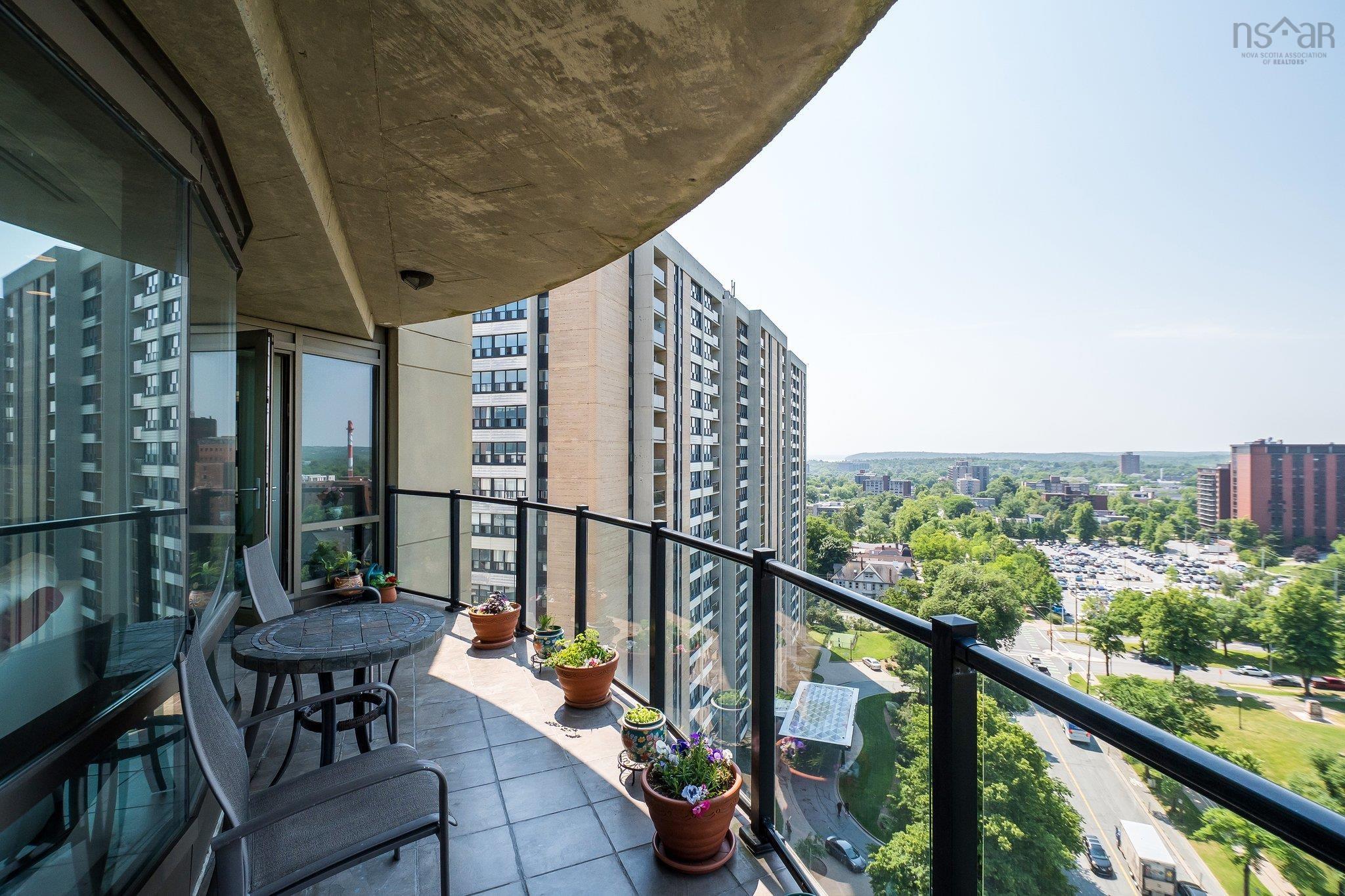 $1,275,000.00: 1301 1445 South Park St, Halifax