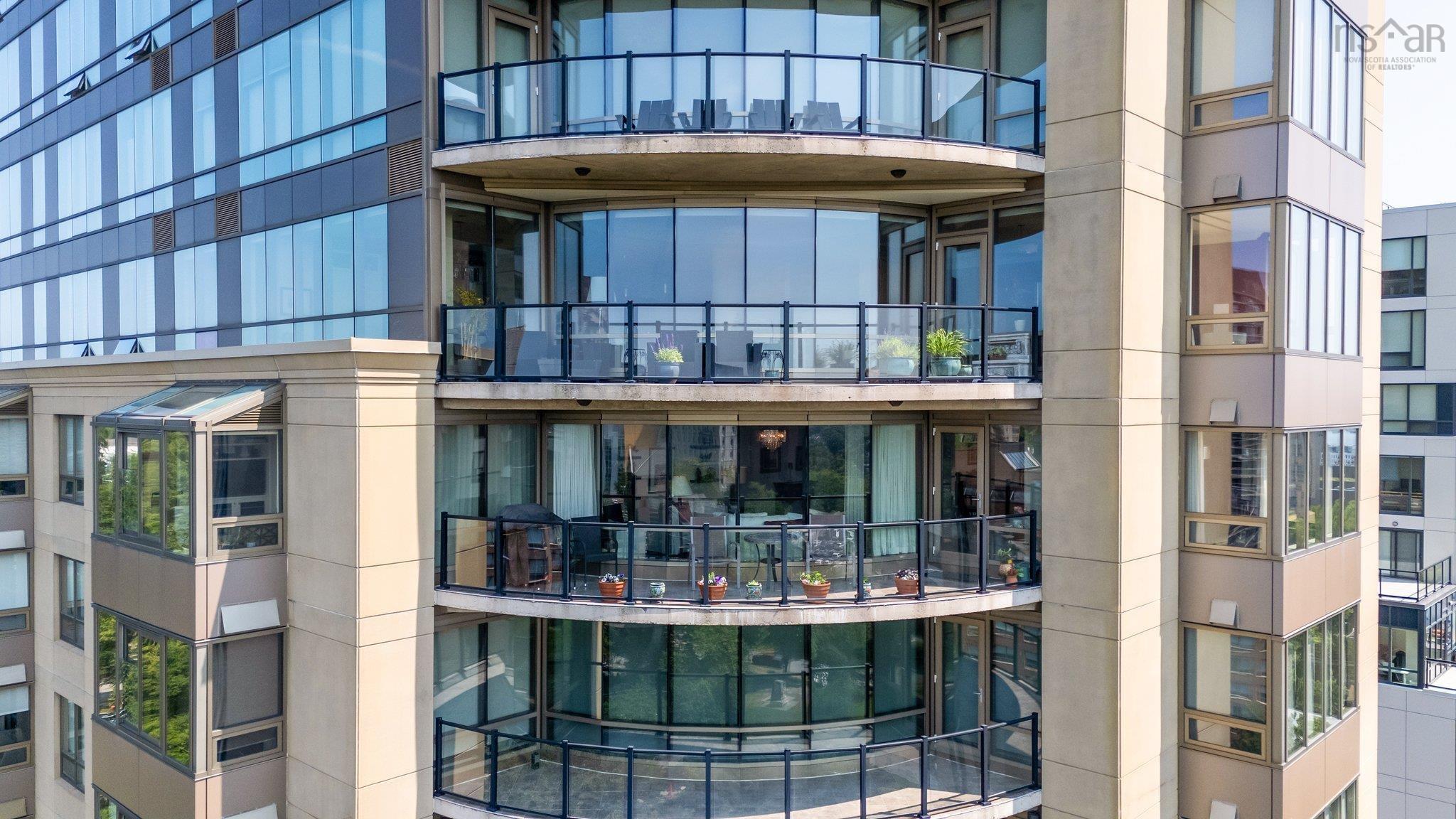 $1,275,000.00: 1301 1445 South Park St, Halifax