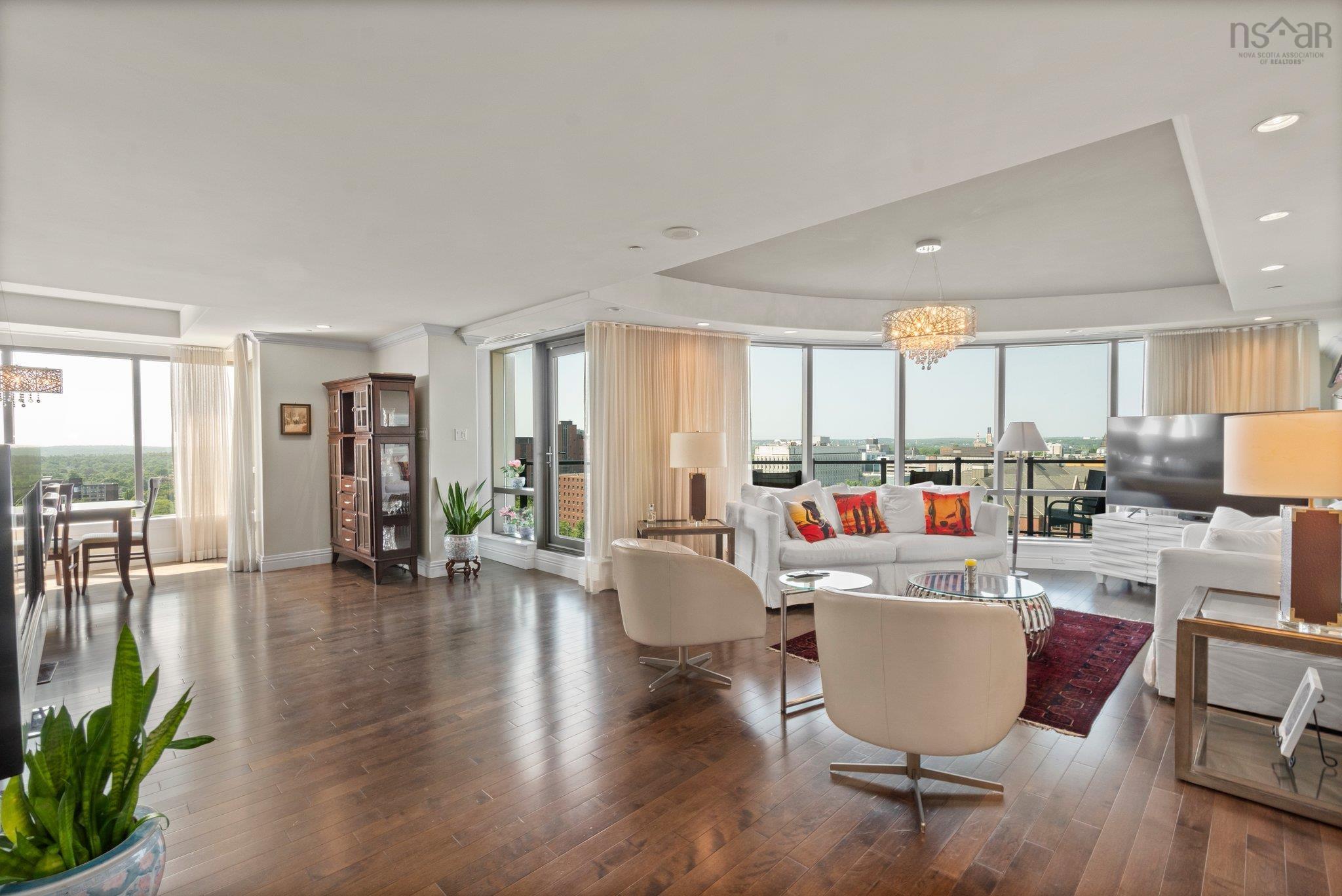 $1,275,000.00: 1301 1445 South Park St, Halifax