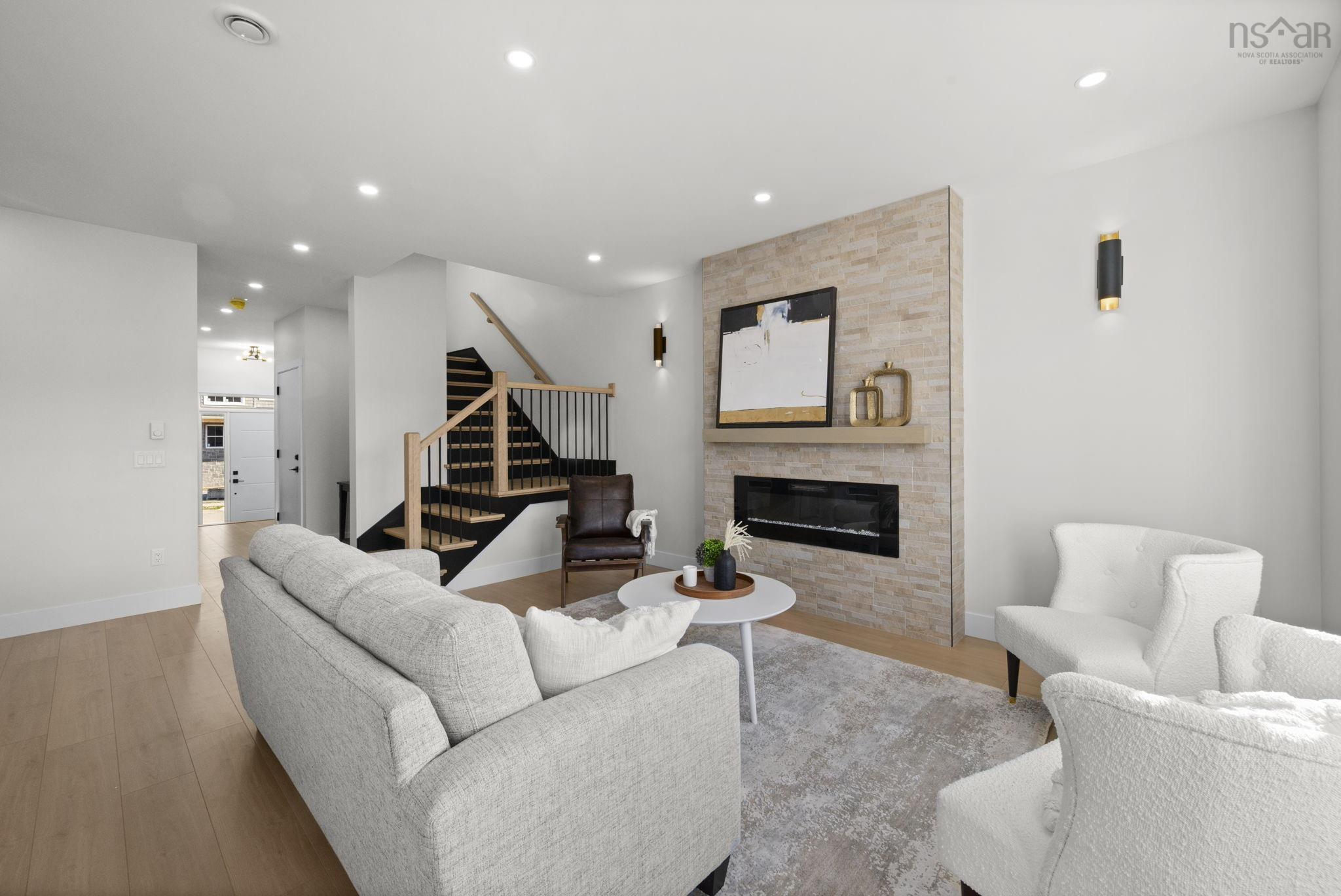 $699,900.00: 200 Darner Drive, Beaver Bank