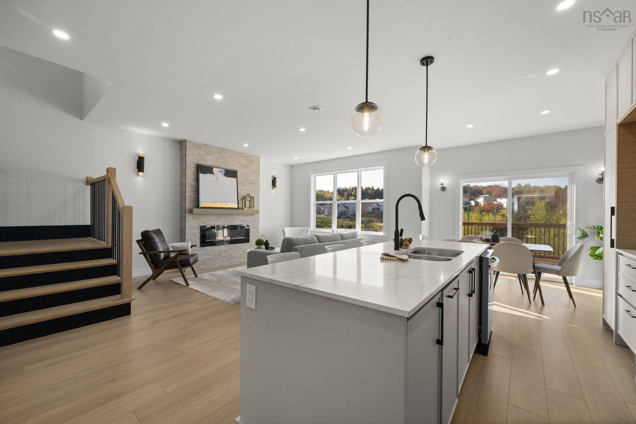 $699,900.00: 200 Darner Drive, Beaver Bank