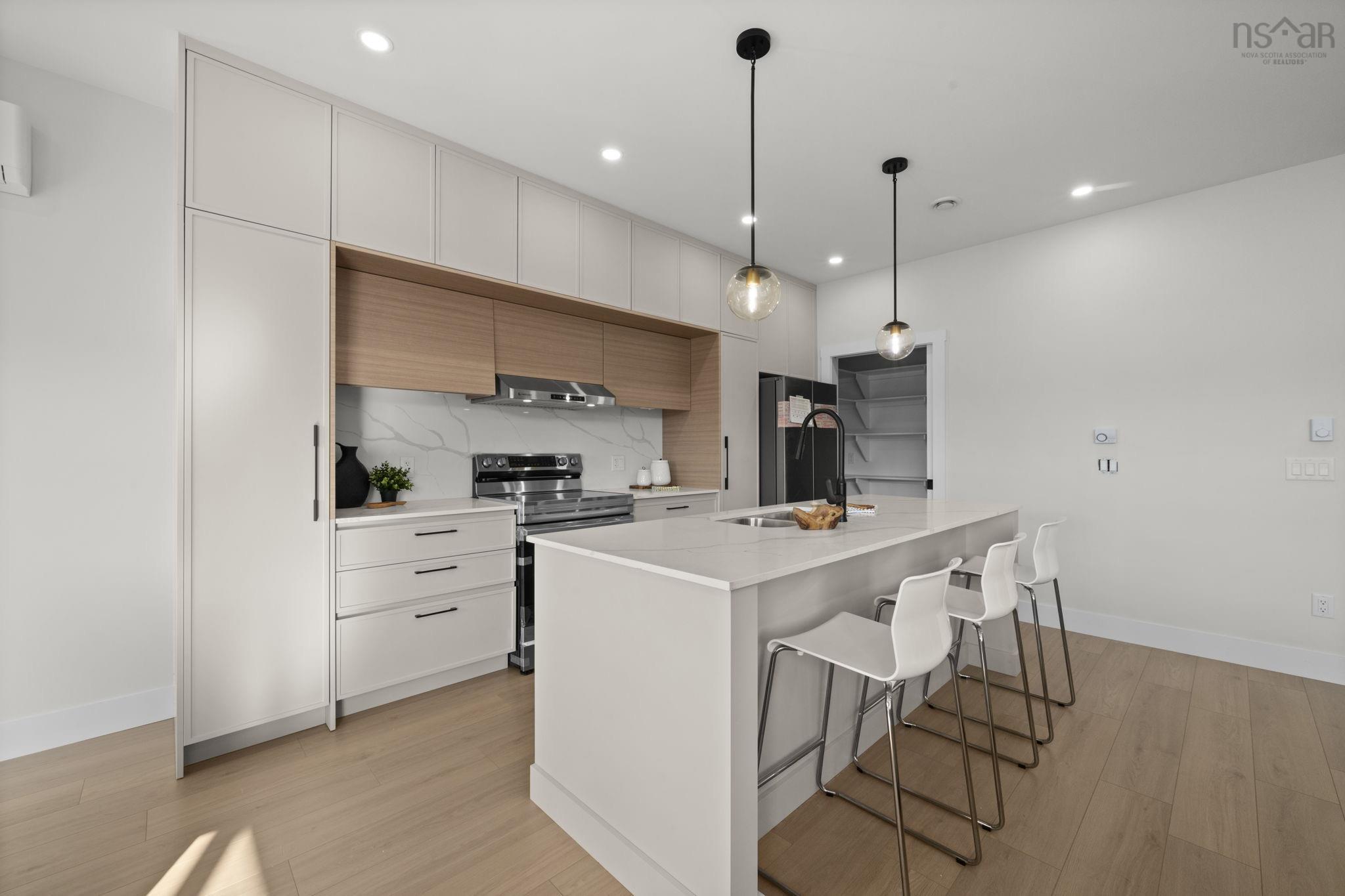 $699,900.00: 200 Darner Drive, Beaver Bank