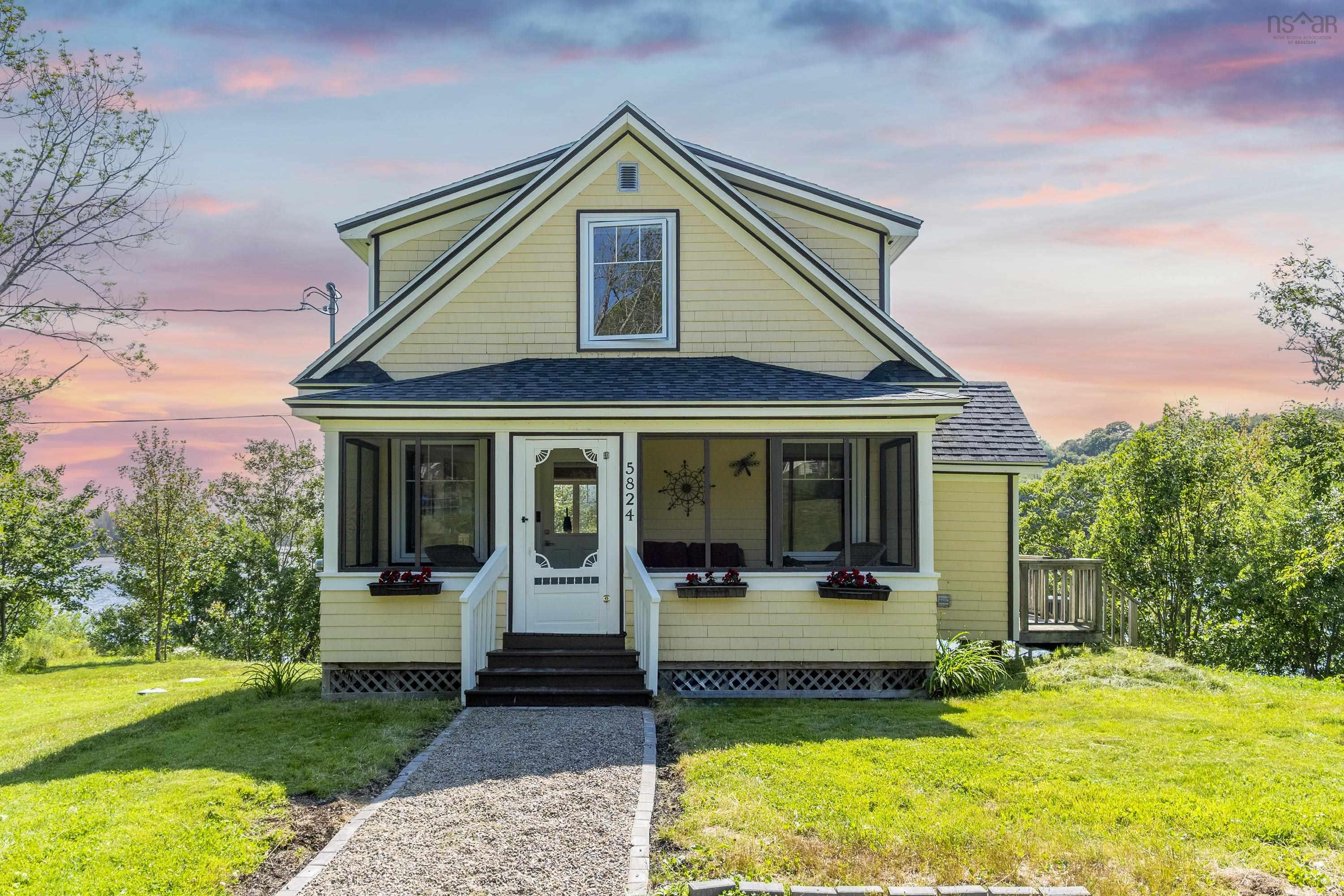 $695,000.00: 5824 St. Margaret's Bay Road, St Margaret's Bay