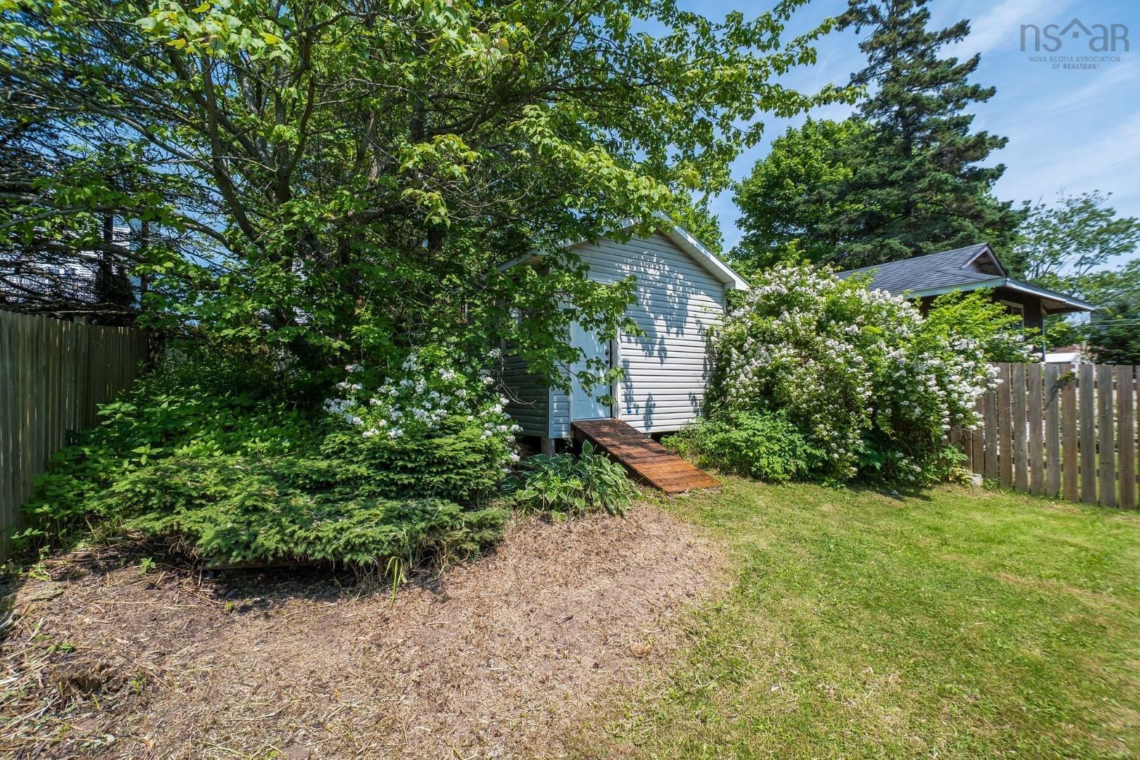 $389,900.00: 10 Laurelcrest Drive, Eastern Passage