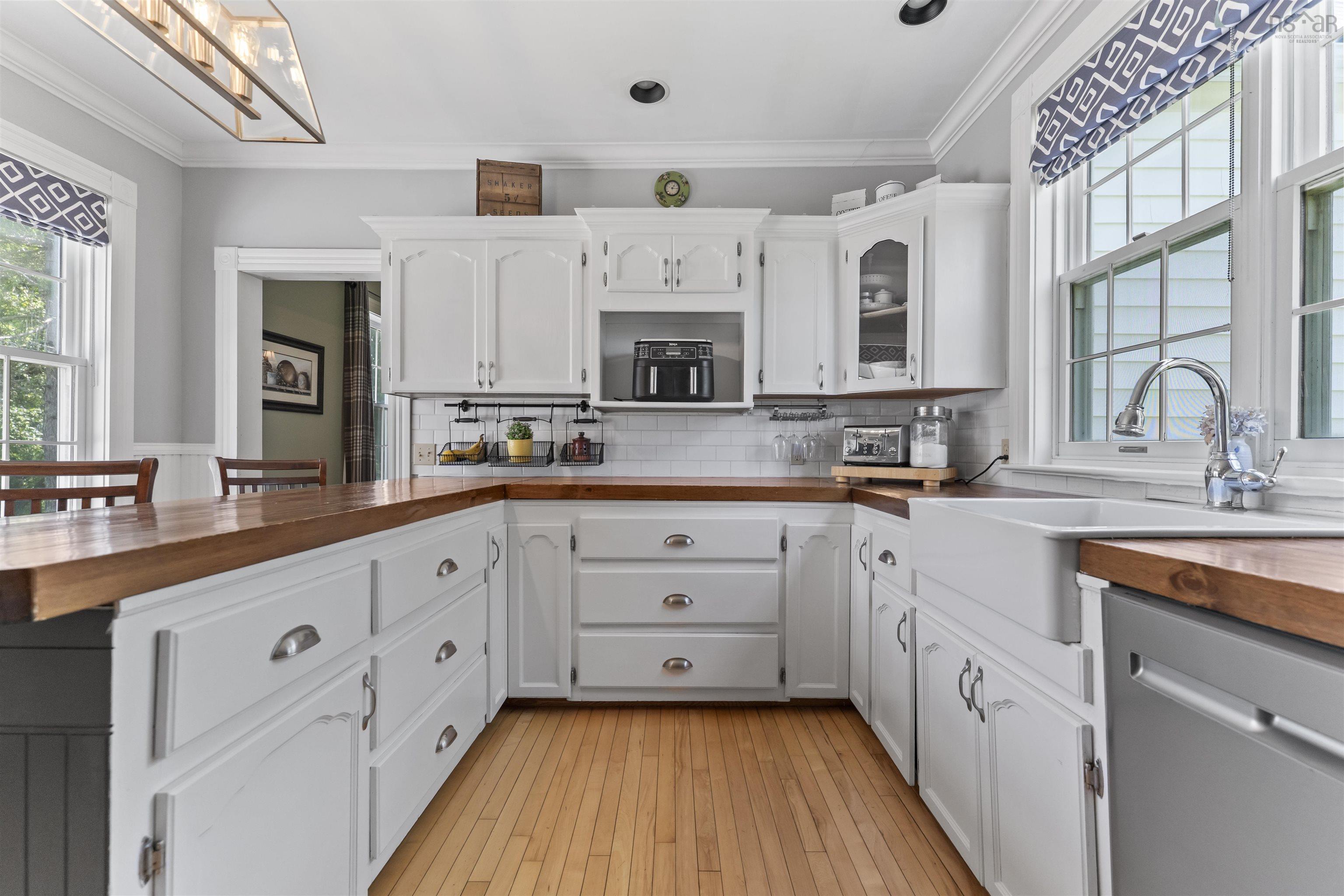 $529,900.00: 2141 Highway 2, Milford