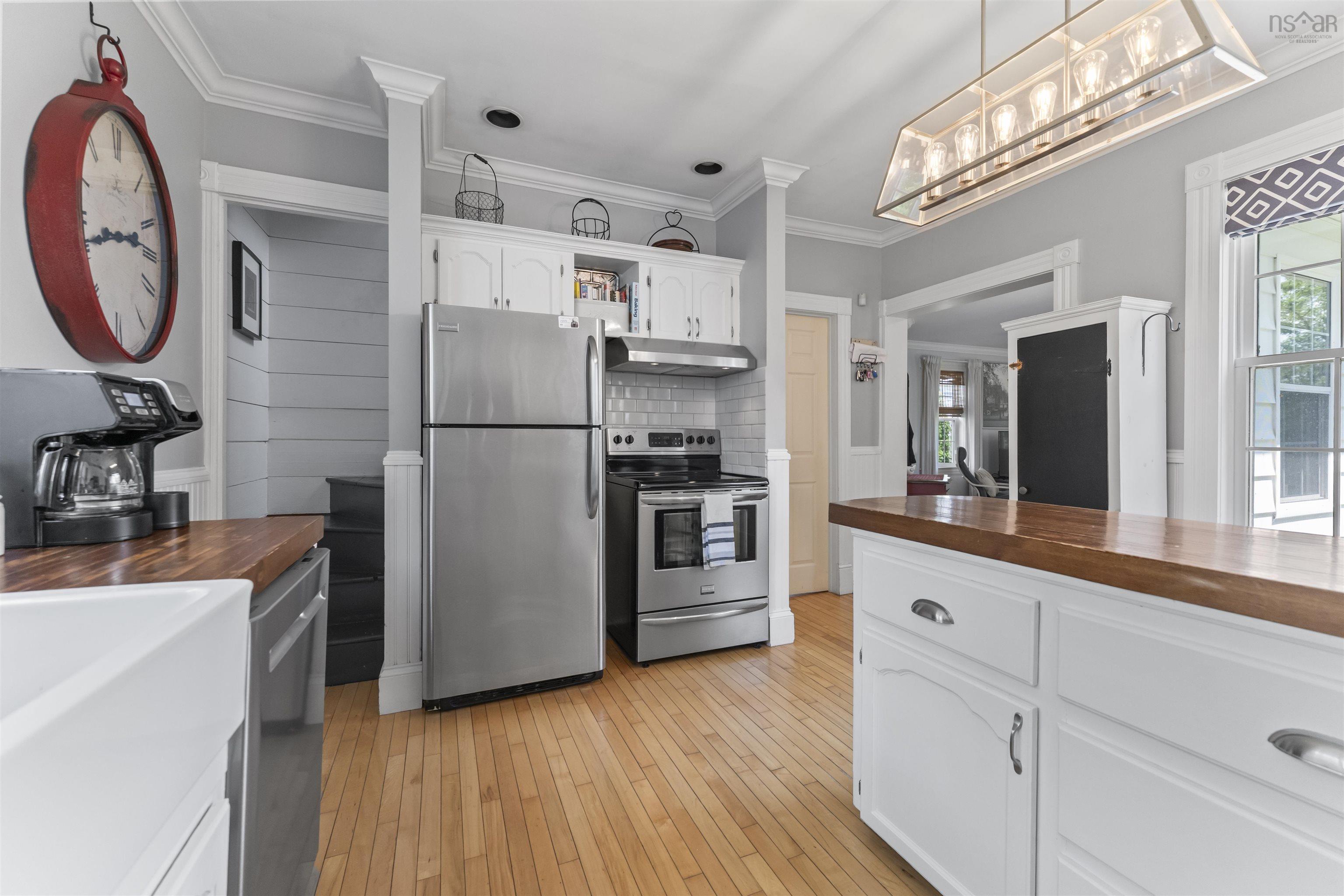 $529,900.00: 2141 Highway 2, Milford