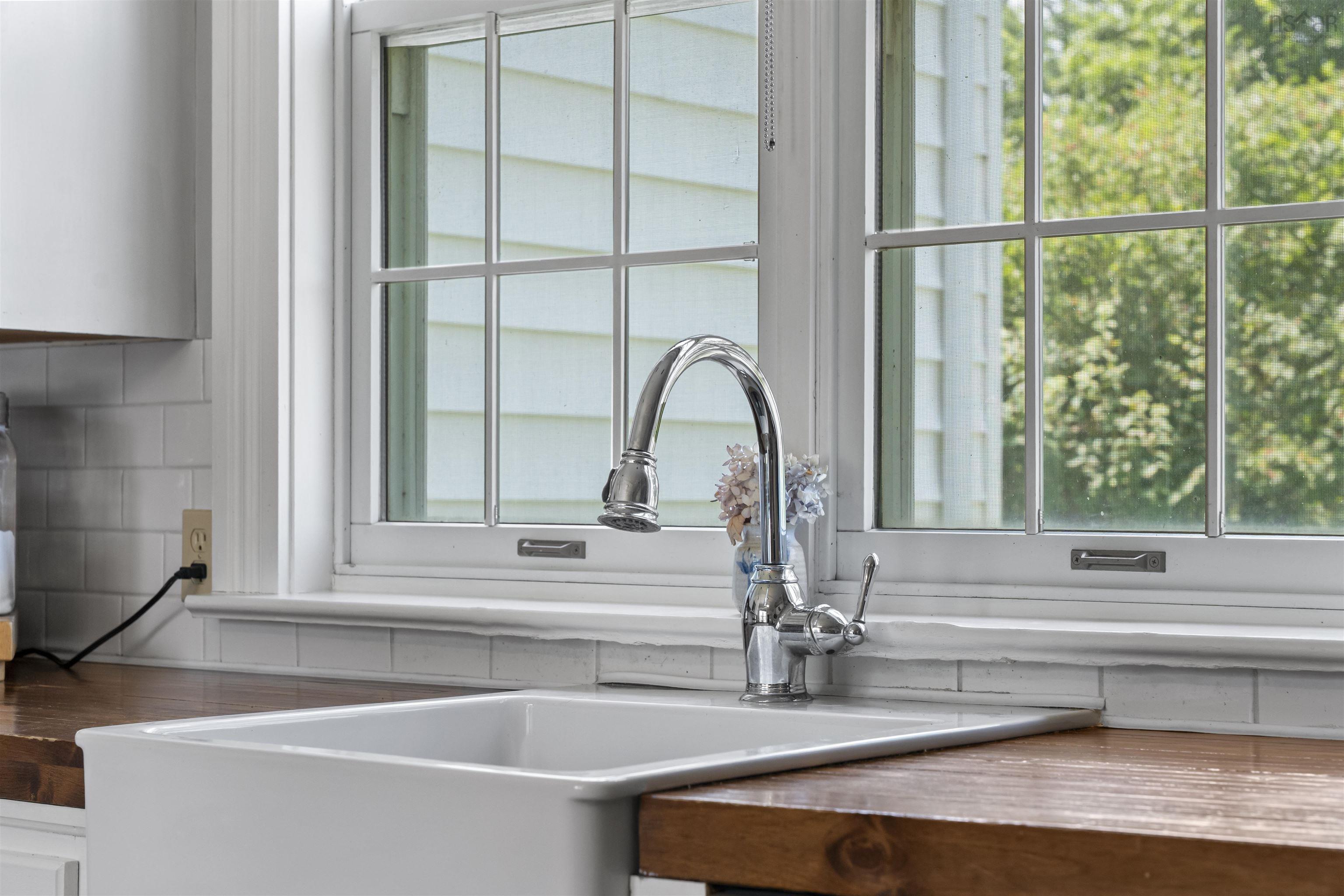 $529,900.00: 2141 Highway 2, Milford