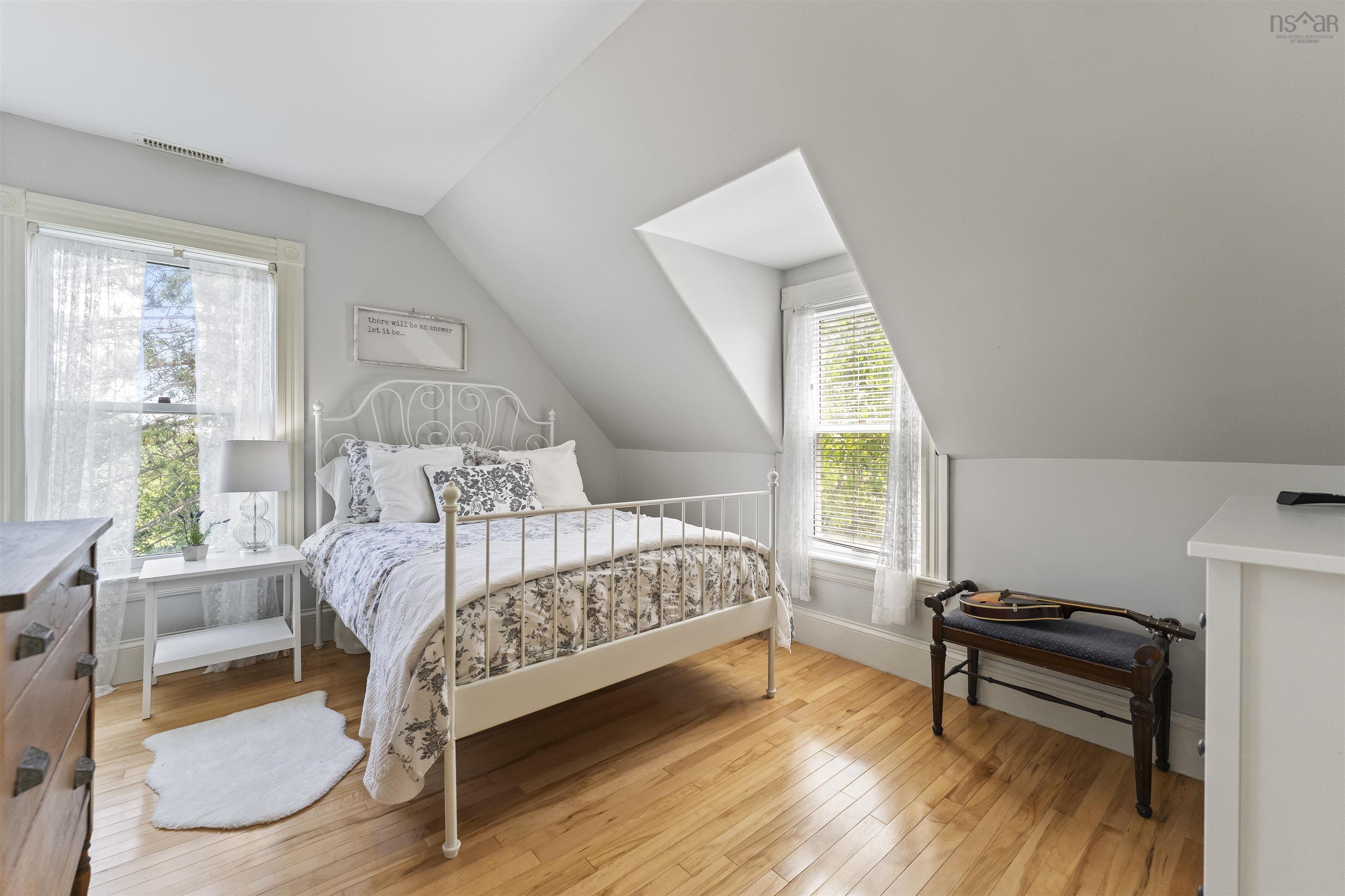 $529,900.00: 2141 Highway 2, Milford