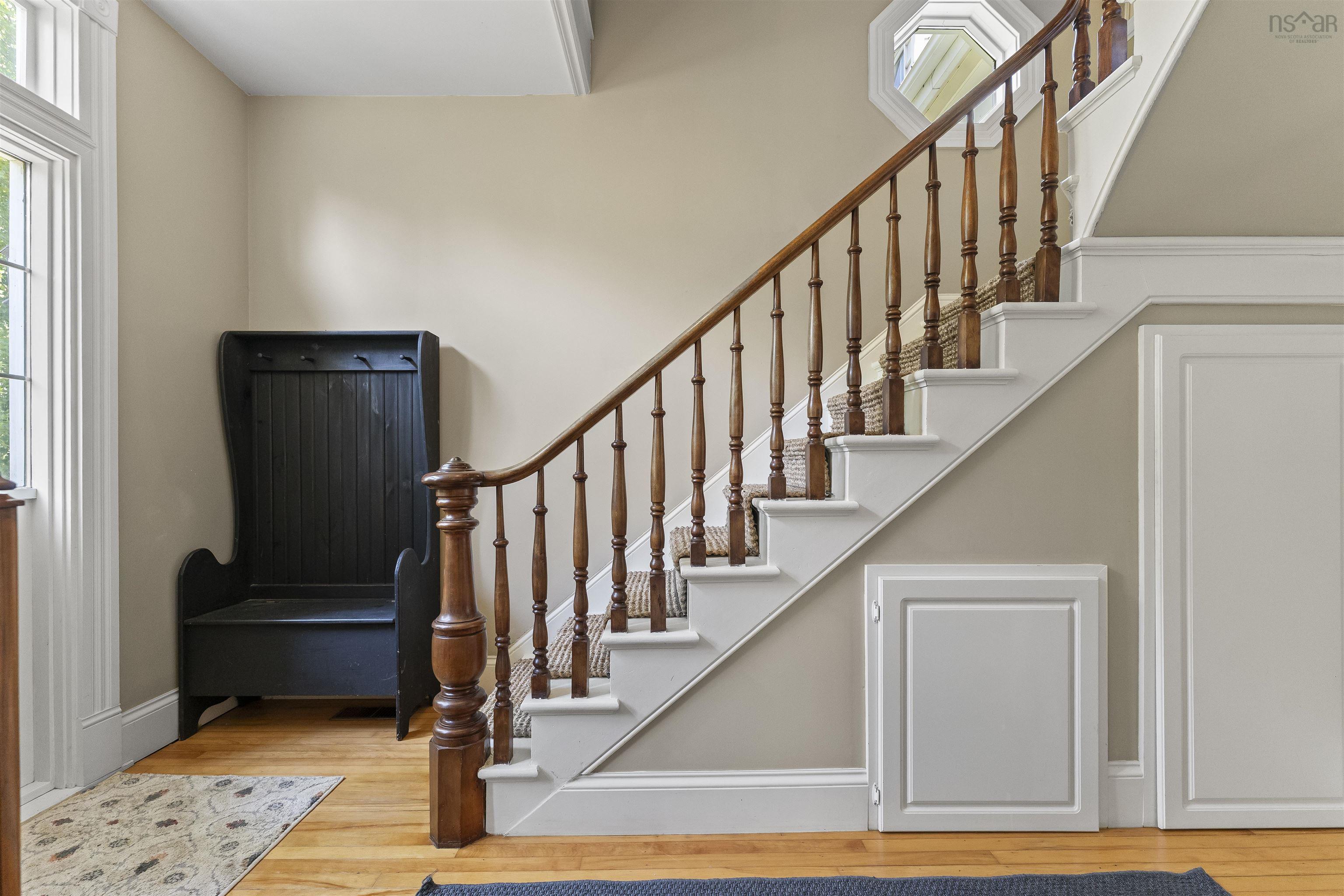 $529,900.00: 2141 Highway 2, Milford