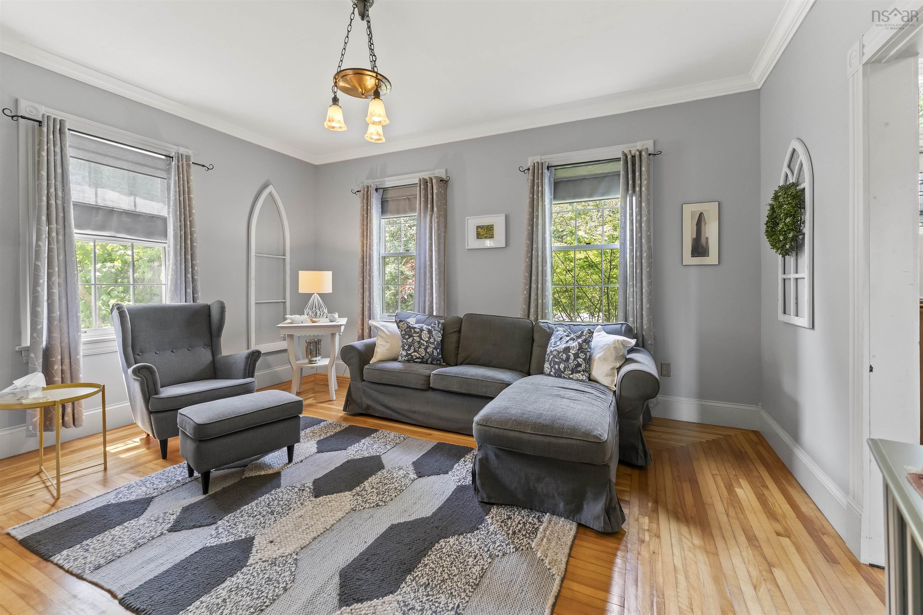 $529,900.00: 2141 Highway 2, Milford